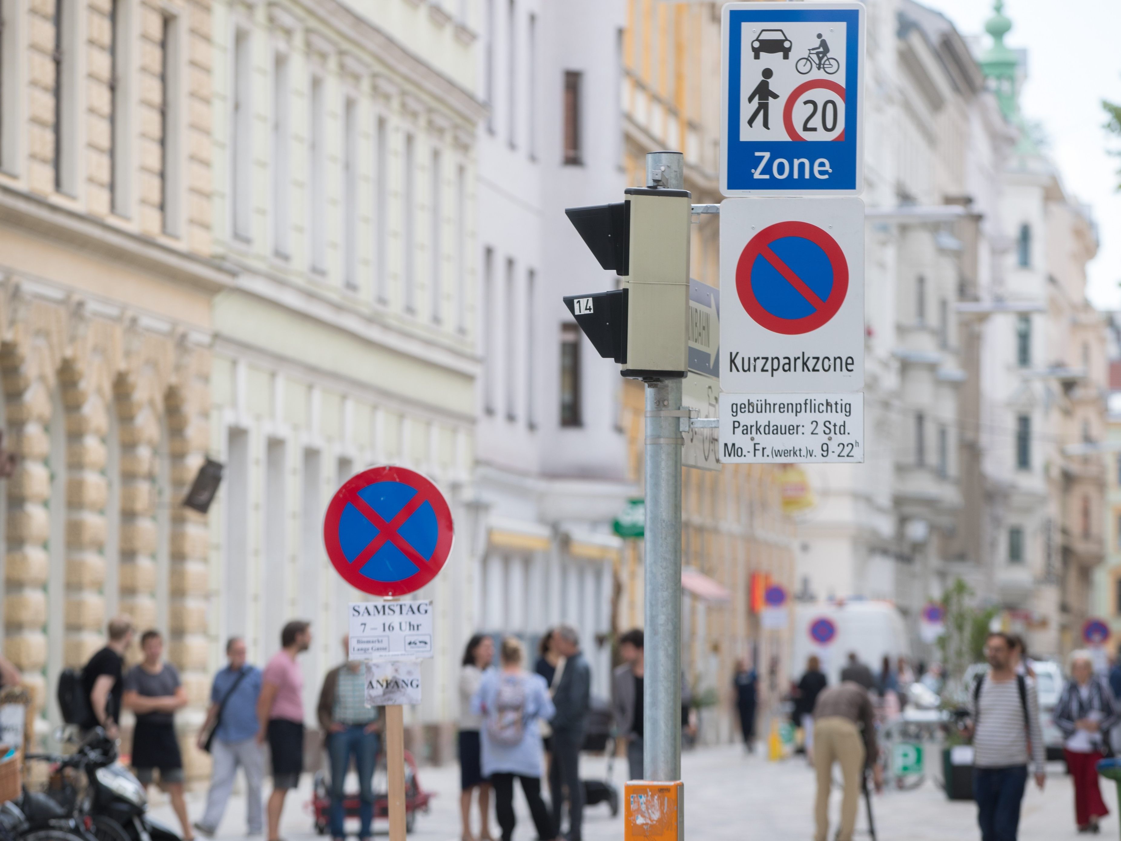 Nach der Lange Gasse und der MaHü, wird auch die Rotenturmstraße eine Begegnungszone werden. Nach der Lange Gasse und der MaHü, wird auch die Rotenturmstraße eine Begegnungszone werden.