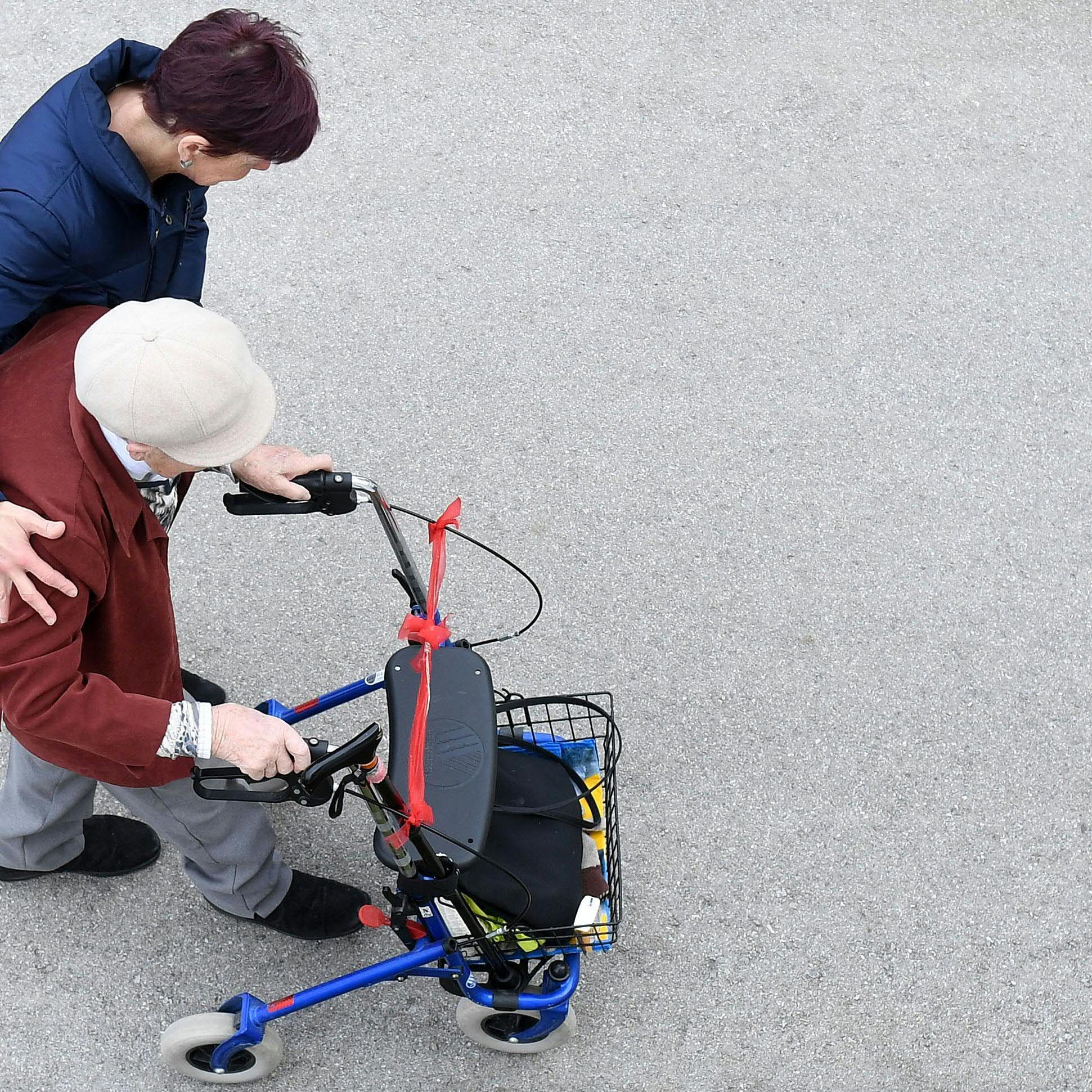 Der Bedarf an Pflegekräften wird weiter steigen.