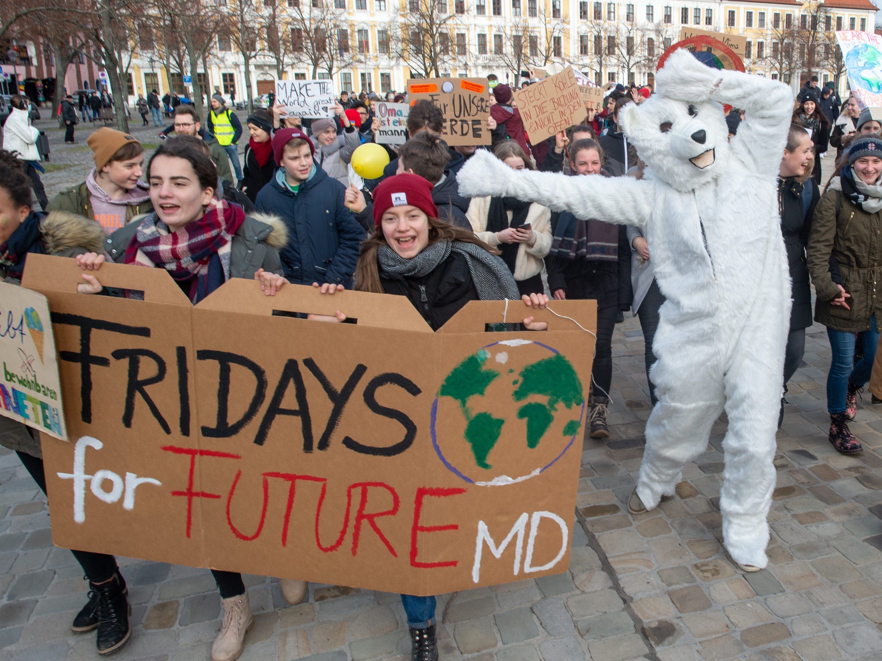 In zahlreichen Städten wird am 15. März für den Klimaschutz demonstriert.