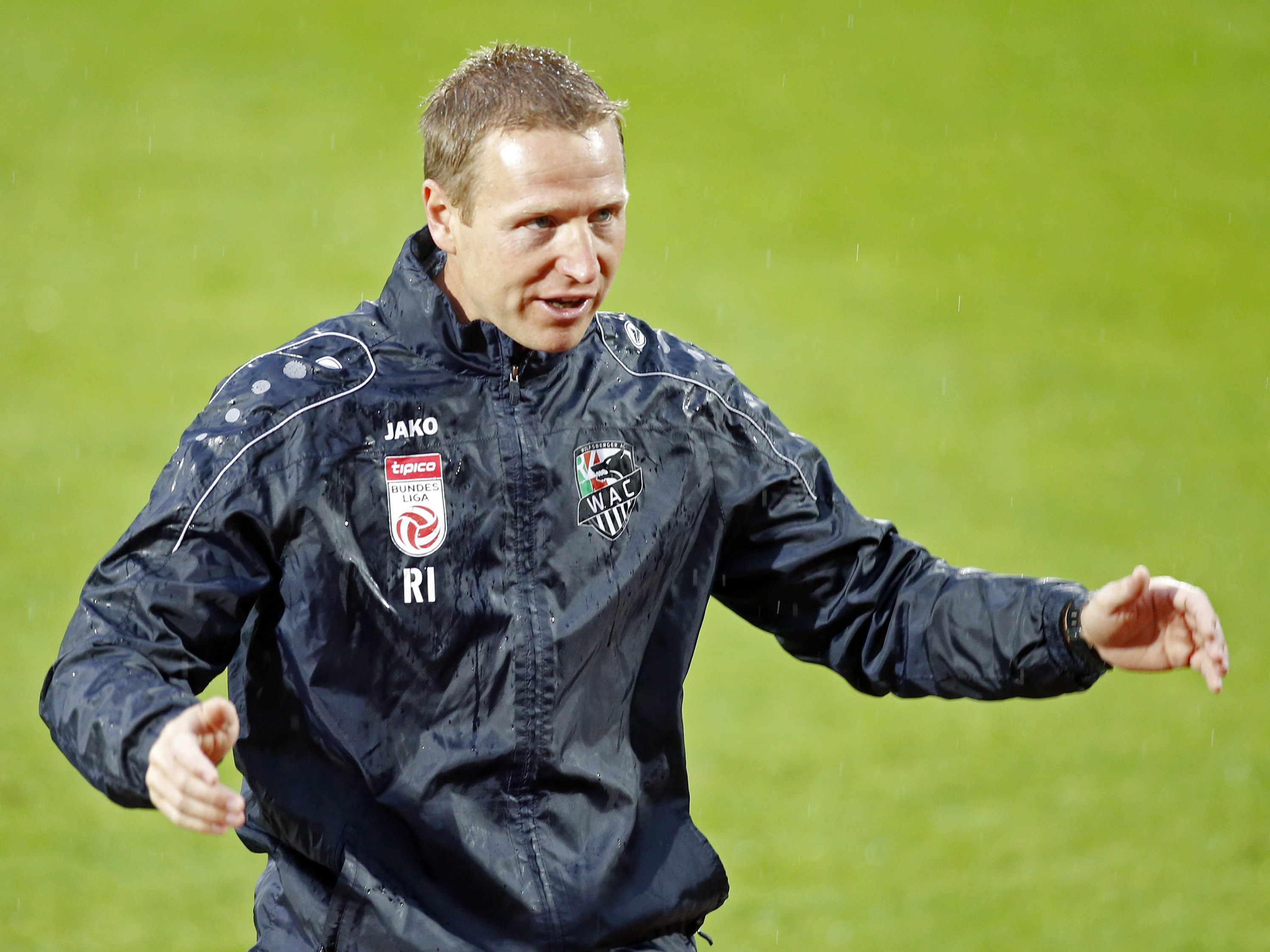 Robert Ibertsberger wird bis Saisonende Cheftrainer bei der Wiener Austria sein.