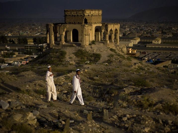 Bei mehreren Explosionen in der afghanischen Hauptstadt Kabul kamen mindestens sechs Menschen ums Leben.