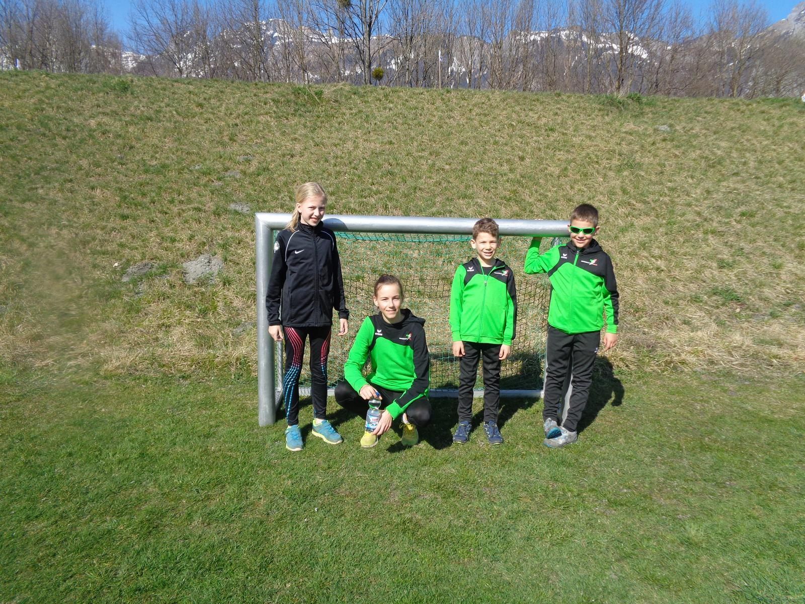 Vanessa, Jolien, Alex und Ben v.l.n.re. Vanessa, Jolien, Alex und Ben v.l.n.re.