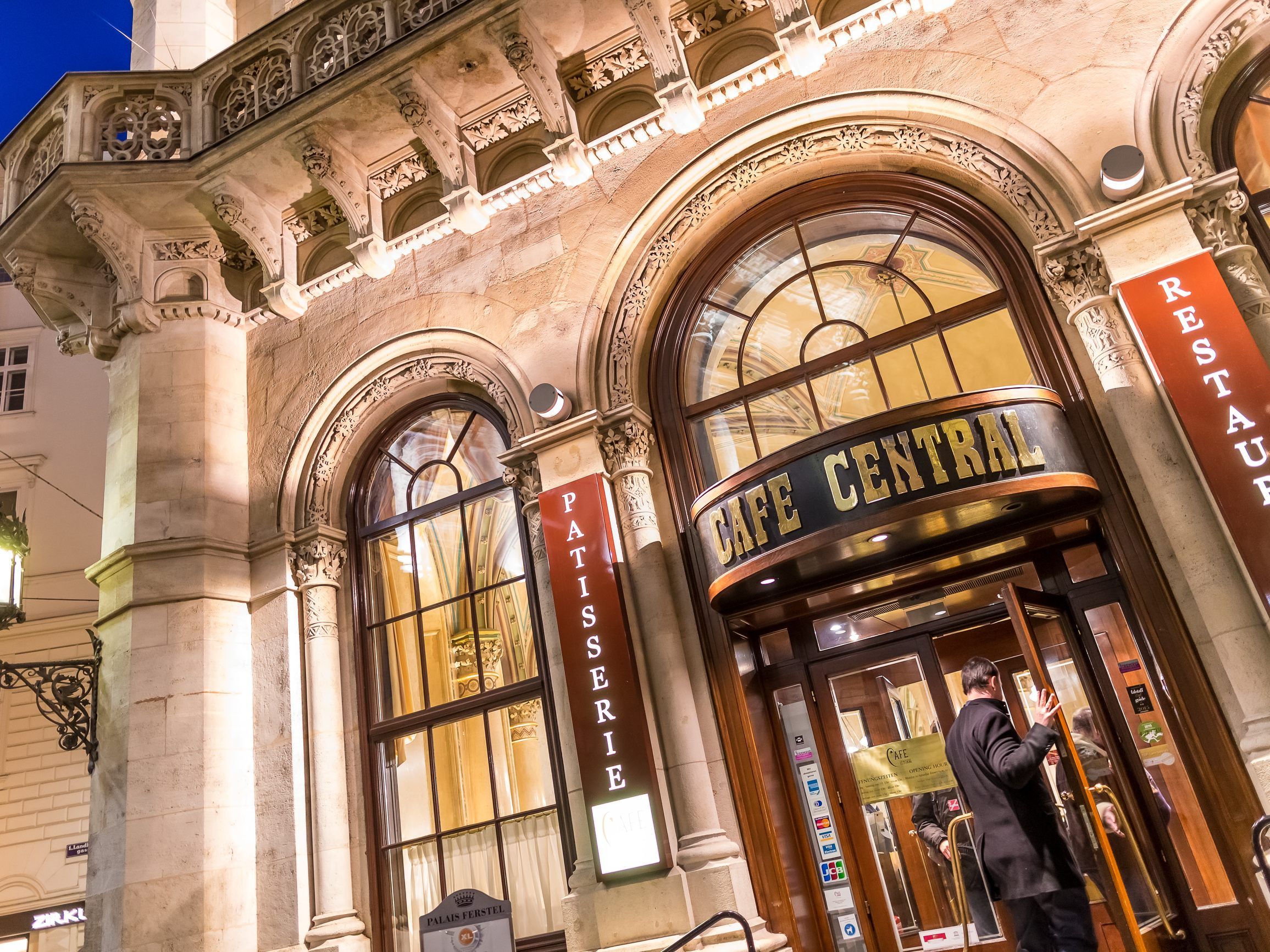 Das Café Central hat eine neue Frühstückskarte erarbeitet.