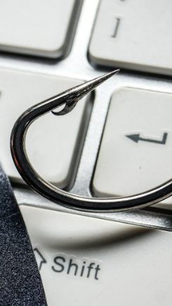 7 Tipps wie man Phishing-Mails erkennt und einige nützliche Infos mehr.