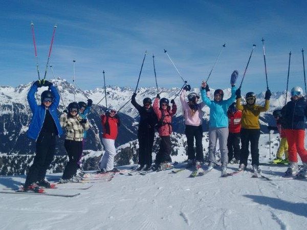 Die Studierenden der PH Vorarlberg auf der Piste im Montafon.