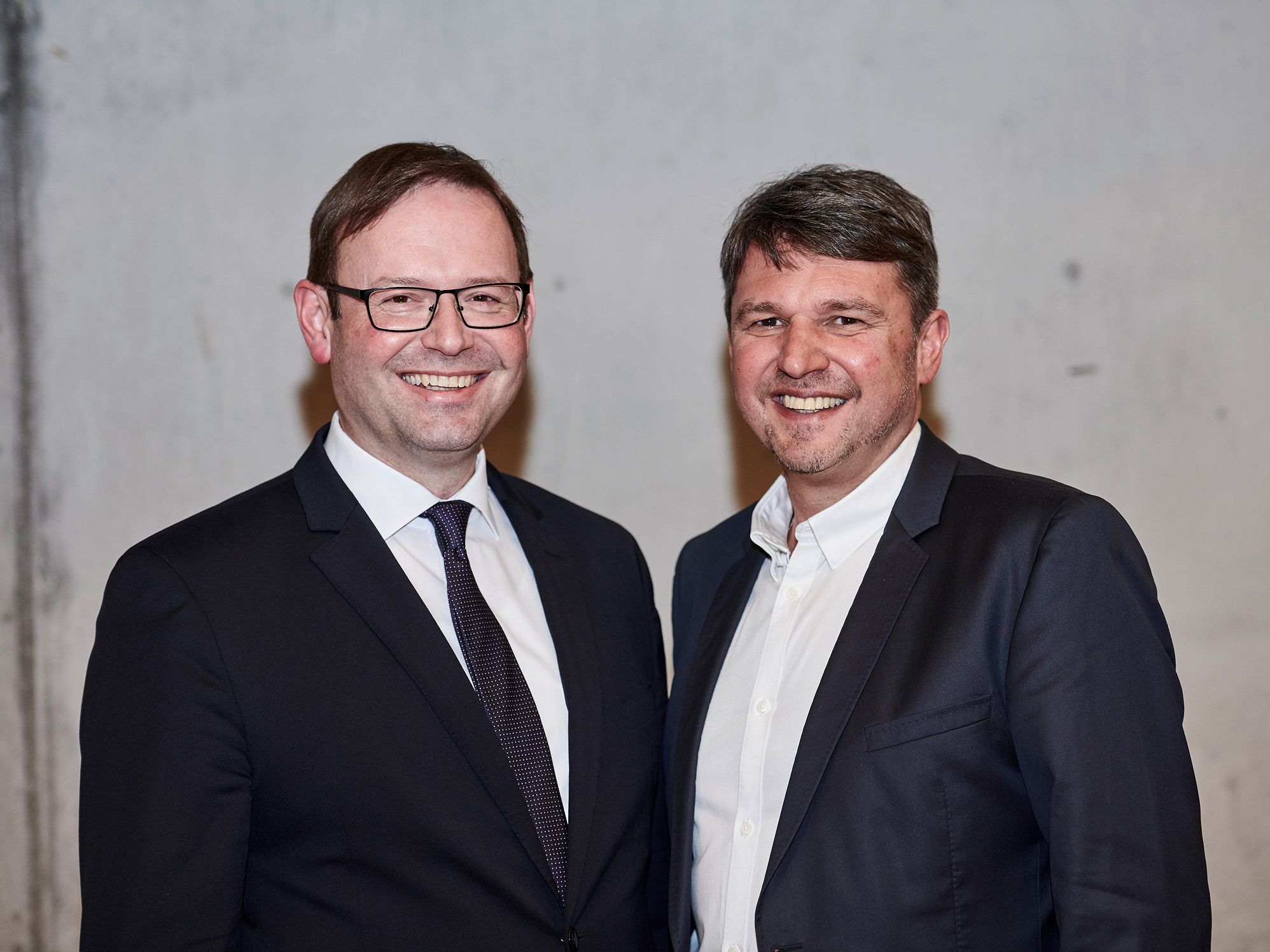 Der neue Vizebürgermeister Daniel Steinhofer (l.) mit Bürgermeister Kurt Fischer.