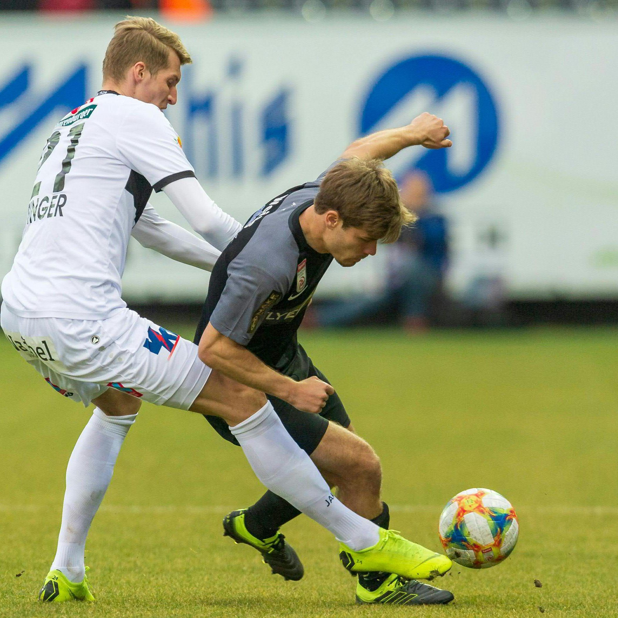 Der SCR Altach verdient sich zu Hause die rote Laterne.