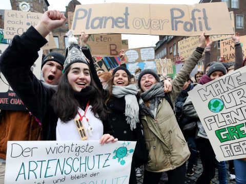 Aufgrund der Demonstrationen in Wien, kann es zu Ringsperren und Behinderungen in der Innenstadt kommen.