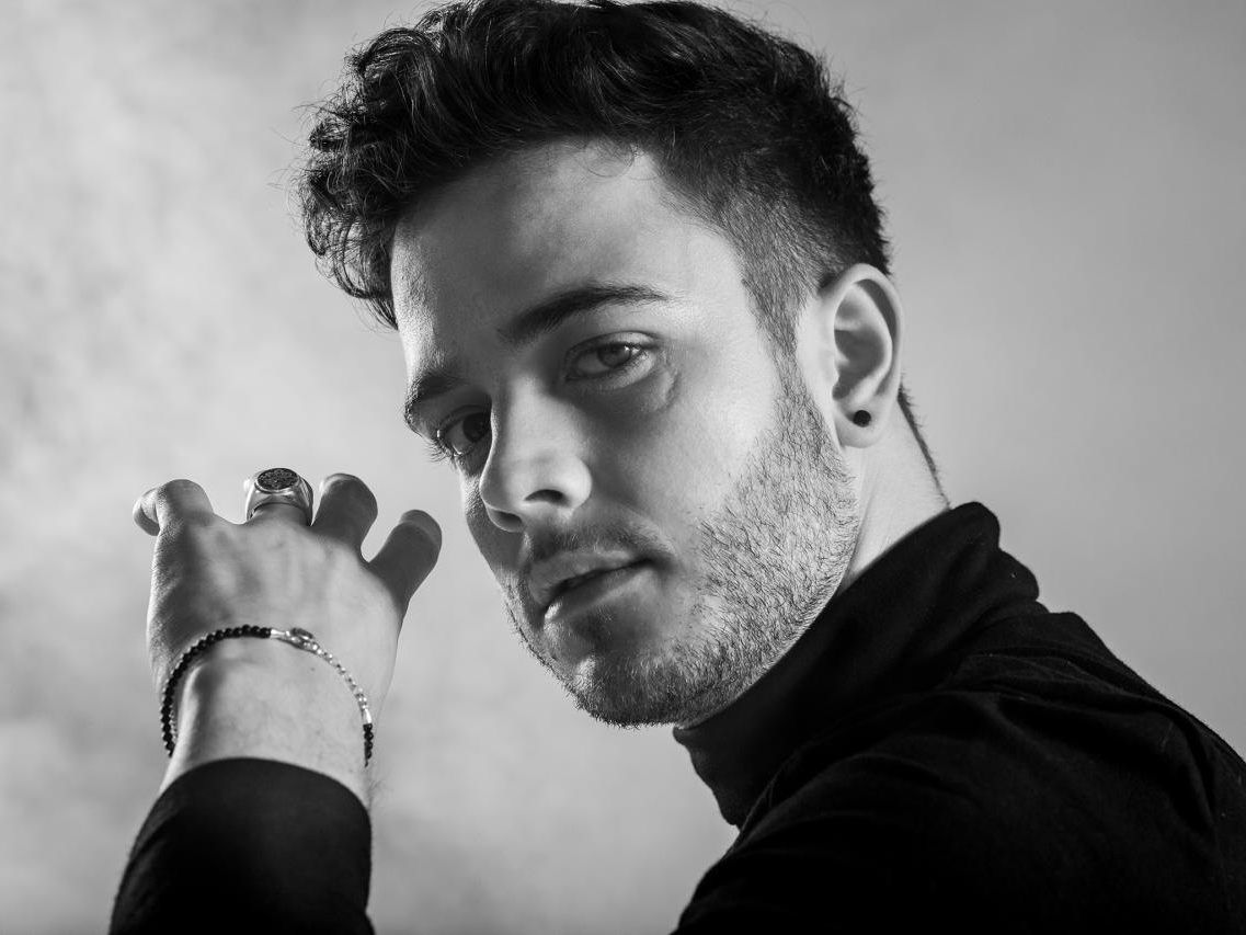 Hänni tritt mit dem Song "She Got Me" an. Hänni tritt mit dem Song "She Got Me" an.