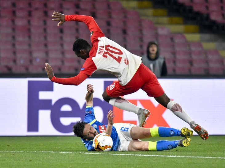 Bauchlandung in Neapel