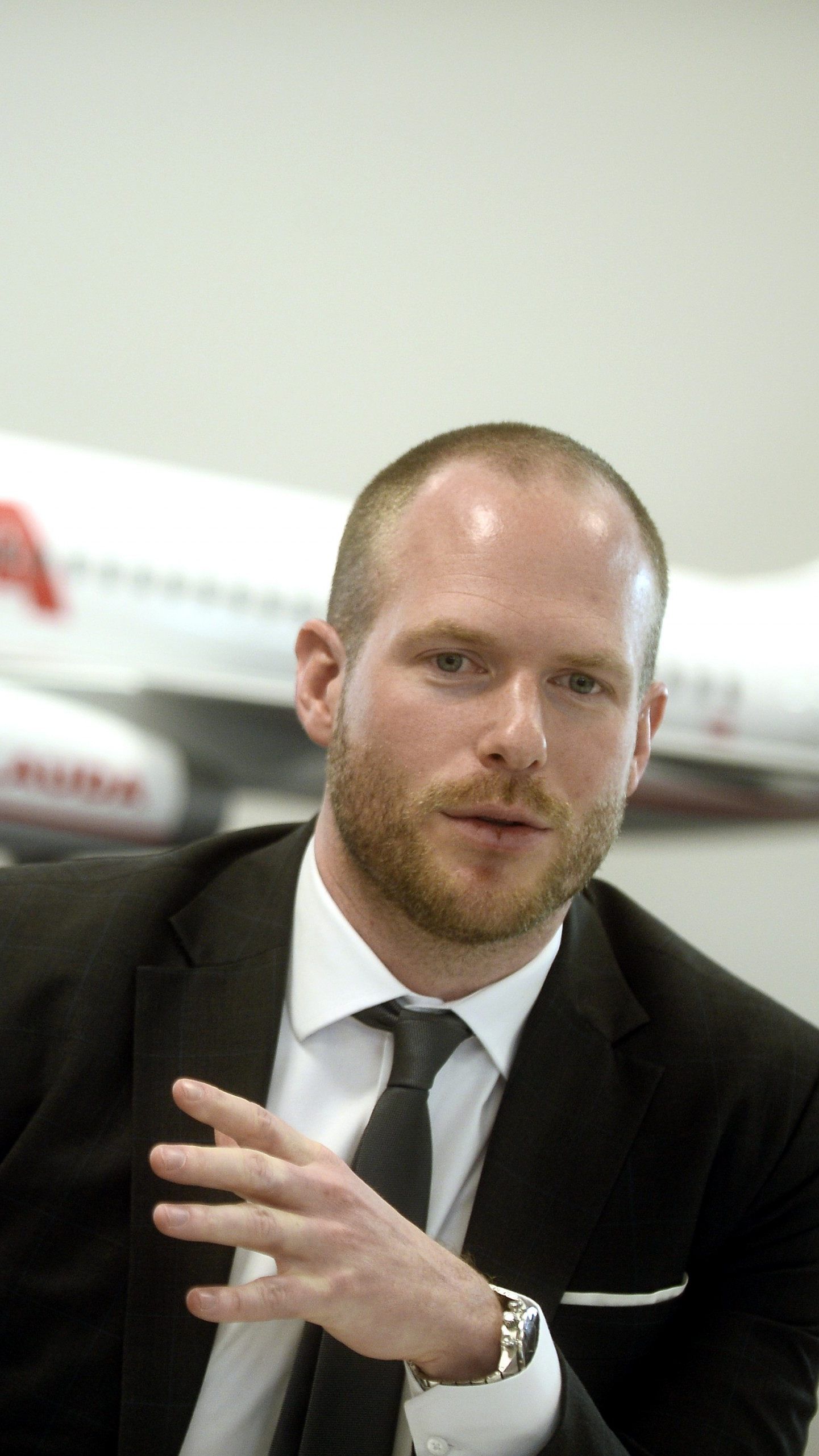 Beim Frühlingsbeginn stellte Laudamotion den neuen Namen und neue Uniformen vor.