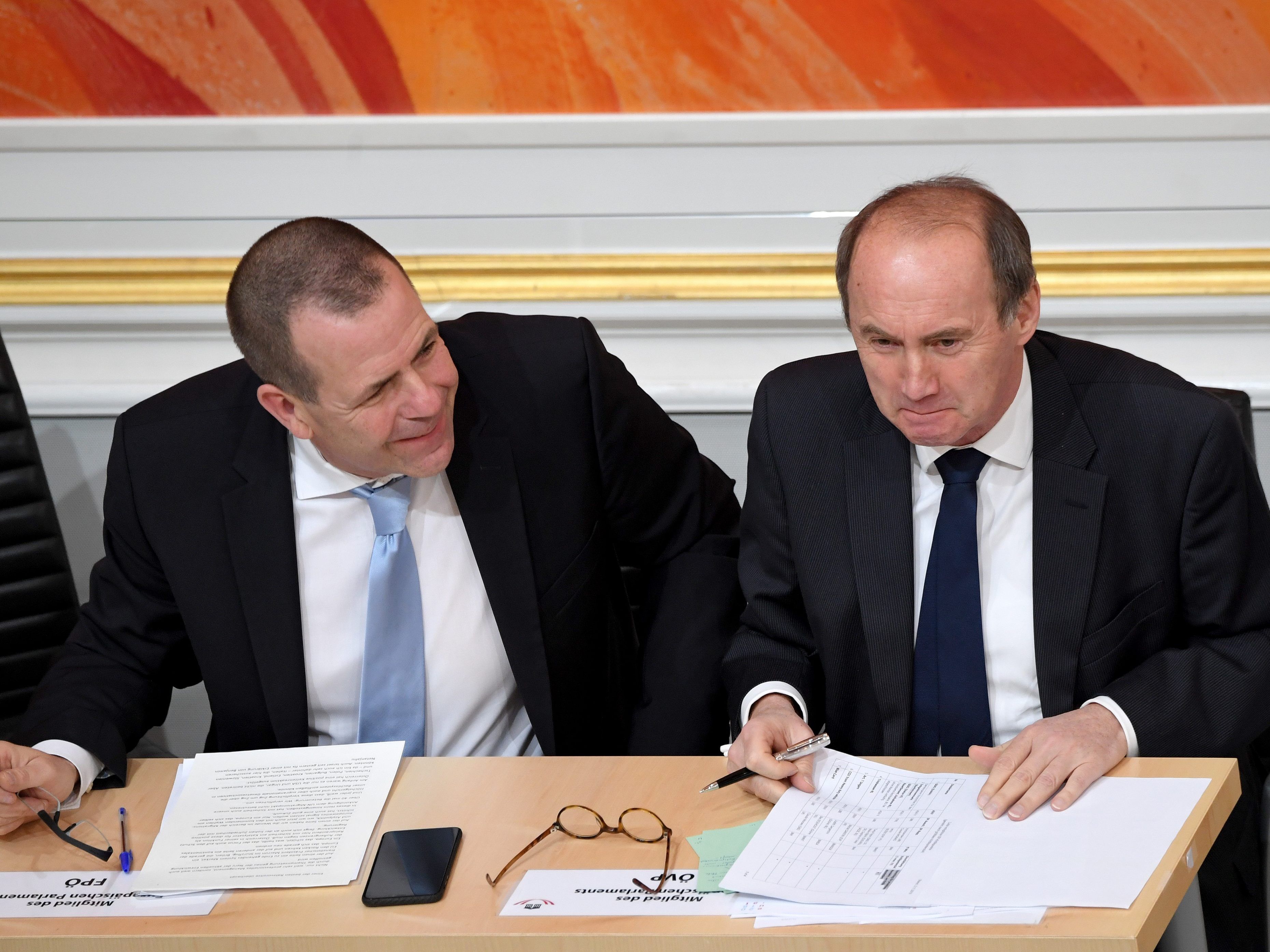 Die FPÖ- und ÖVP-Spitzenkandidaten Vilimsky und Karas haben bei der EU-Wahl gute Karten. Die FPÖ- und ÖVP-Spitzenkandidaten Vilimsky und Karas haben bei der EU-Wahl gute Karten.