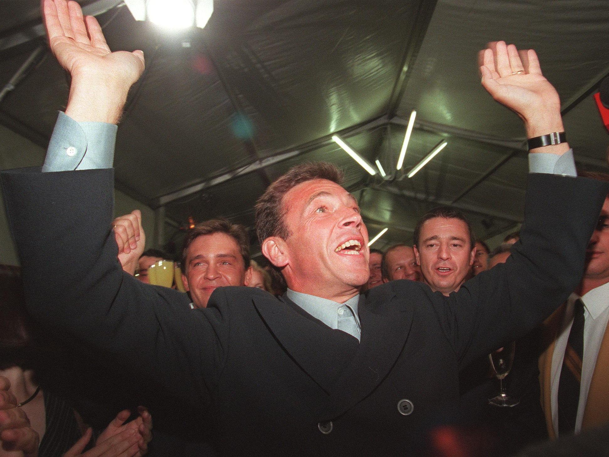 Der damalige FPÖ-Chef Jörg Haider hatte bei der EU-Wahl 1996 allen Grund zur Freude Der damalige FPÖ-Chef Jörg Haider hatte bei der EU-Wahl 1996 allen Grund zur Freude