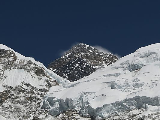 Mount Everest: Landvermesser brechen zu Messexpedition auf