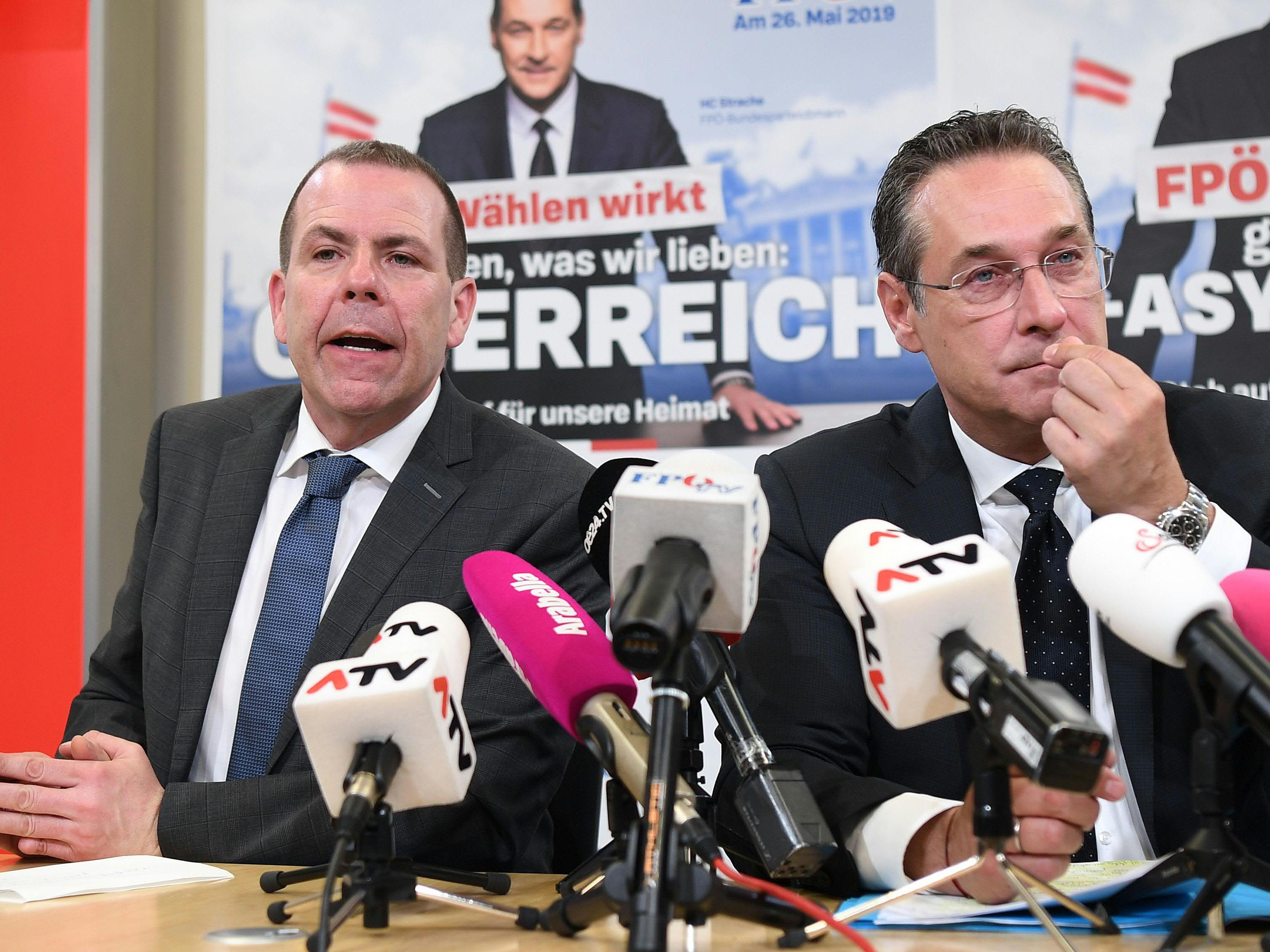 Der Spitzenkandidat der FPÖ bei der EU-Wahl Harald Vilimsky und Vizekanzler Heinz-Christian Strache (FPÖ)