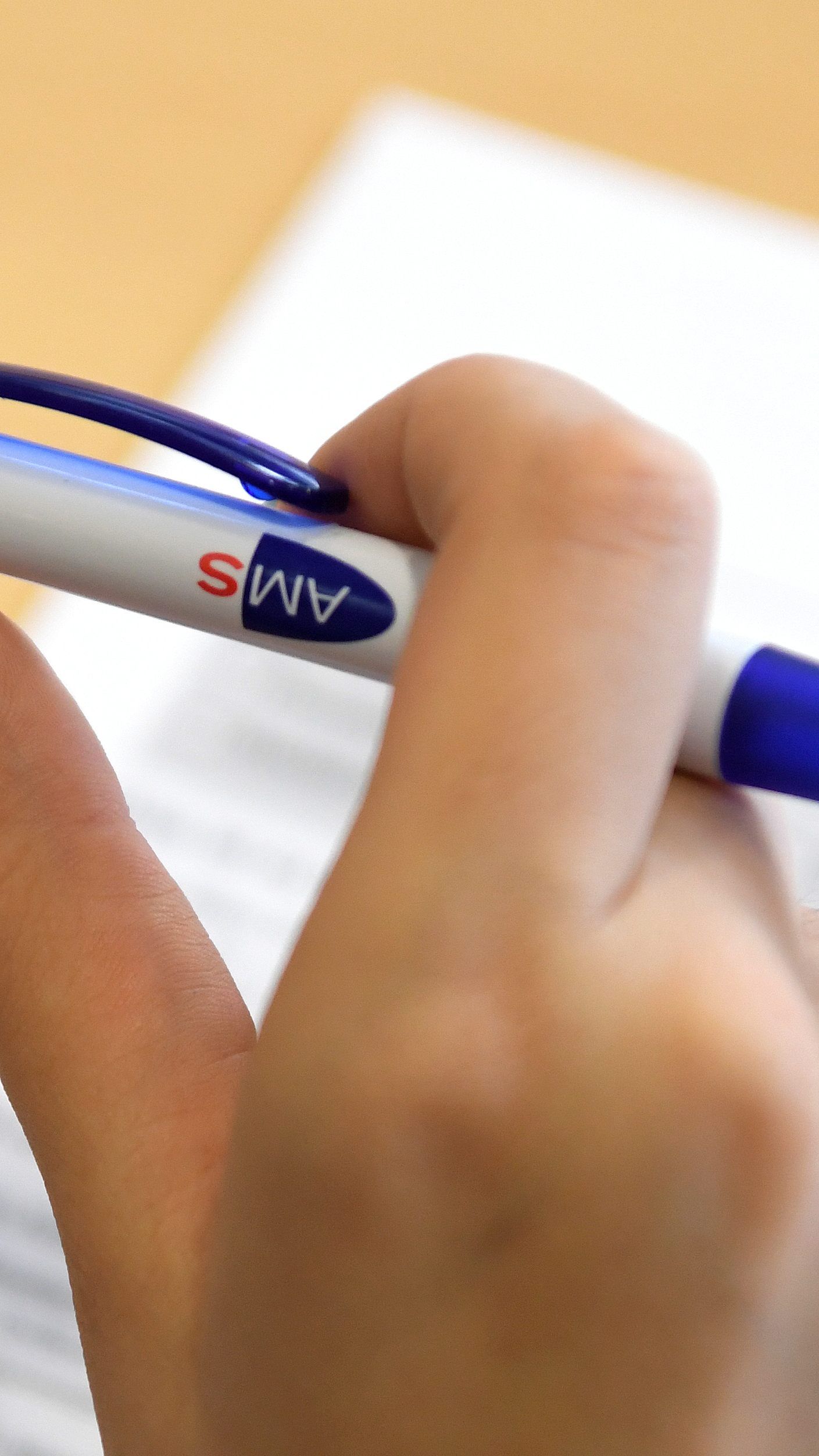 Arbeitslosigkeit bei Männern niedriger