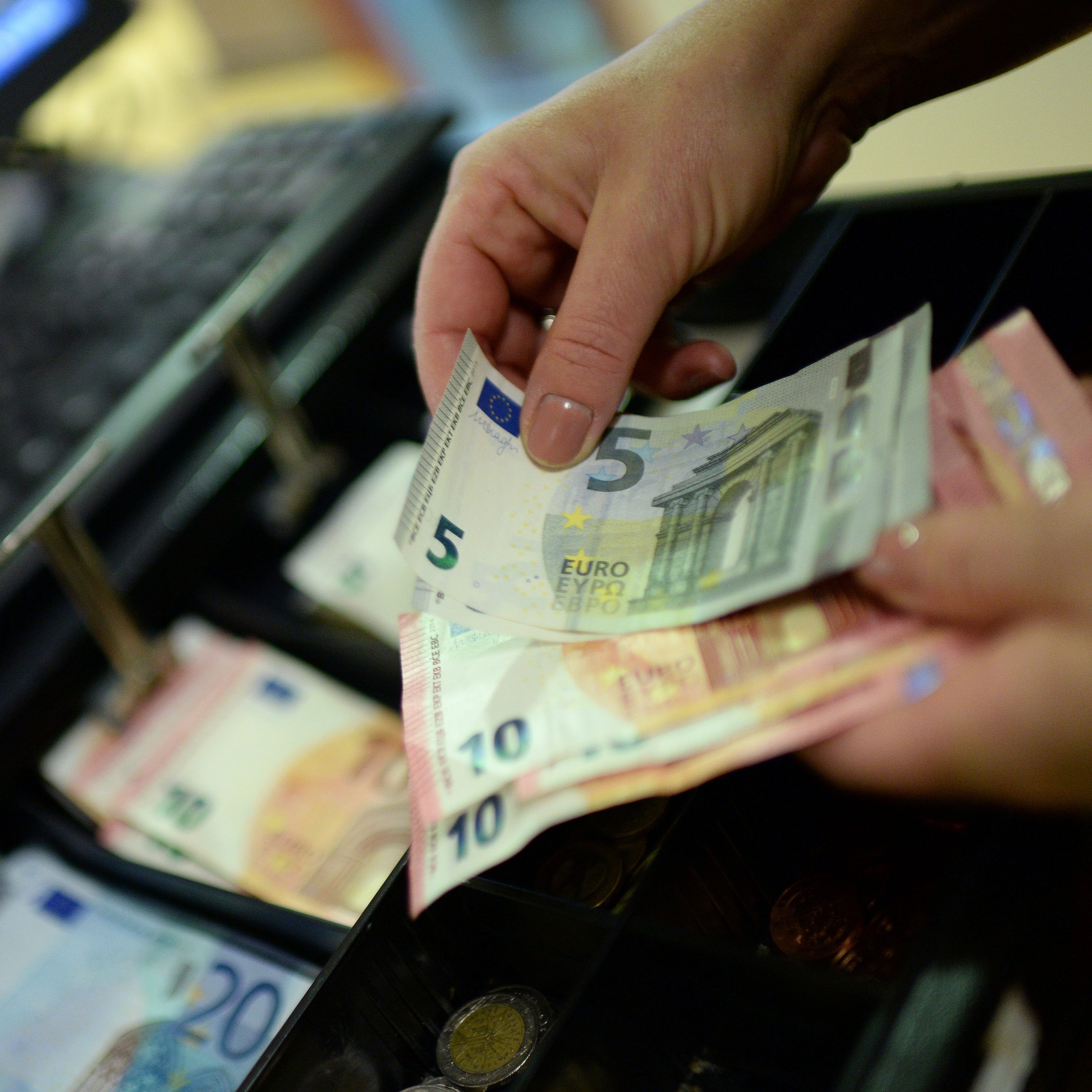 Wie hoch im Vorjahr die zusätzlichen Mehreinnahmen aufgrund der Registrierkassenpflicht waren, wurde nicht genannt.