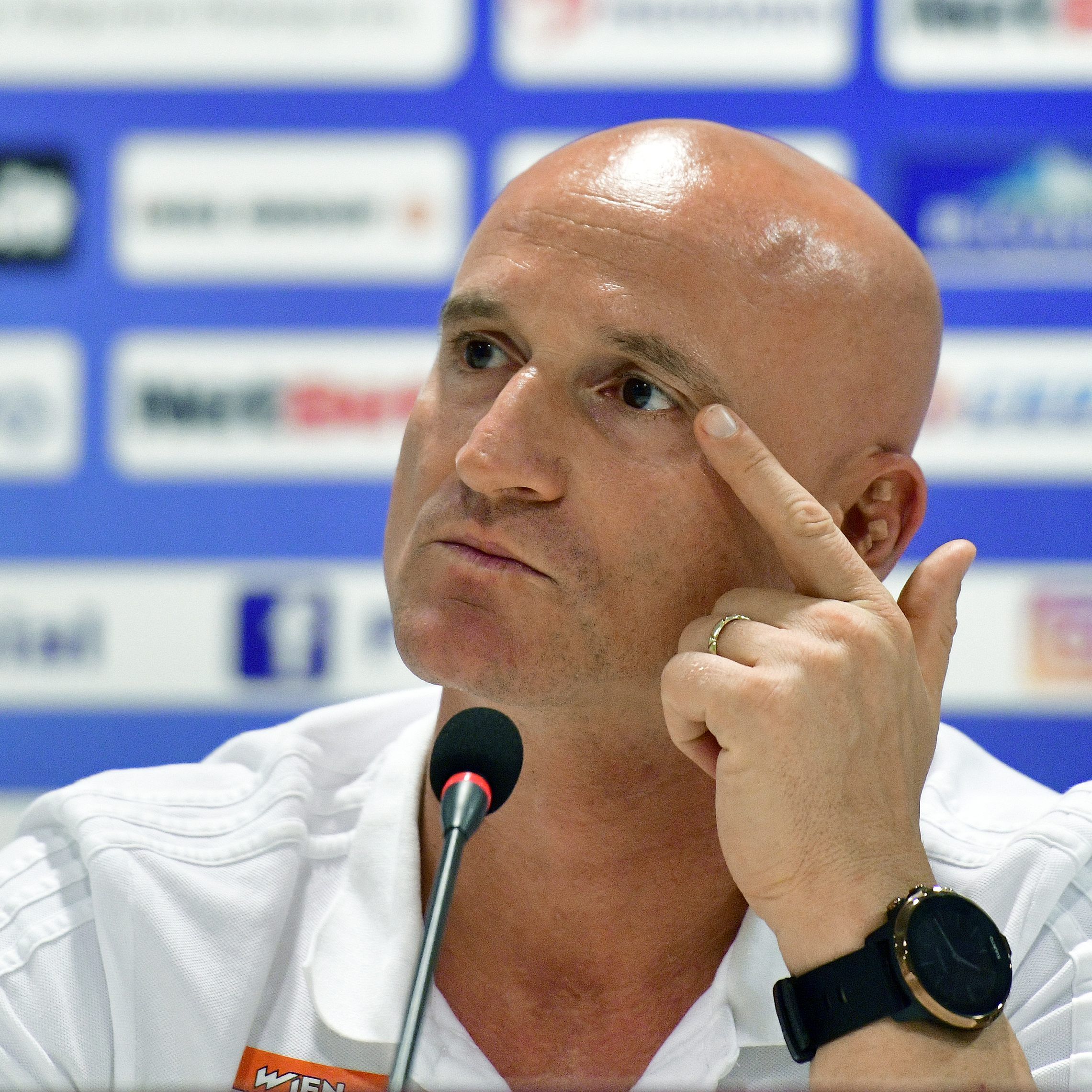 Djuricin erhielt einen Vertrag bis Sommer 2021.