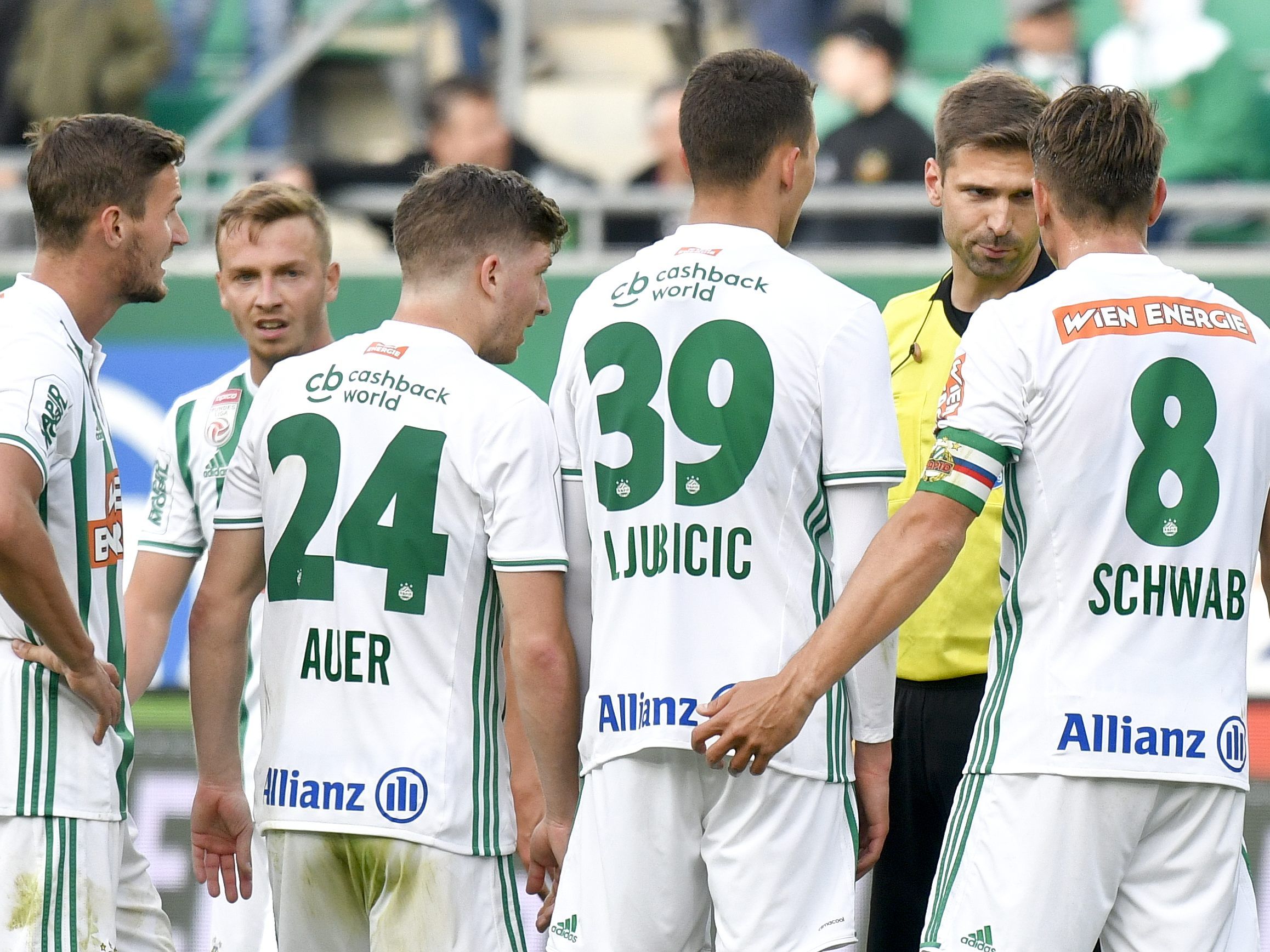Bundesligarekord: Vier Eigentore gab es in der Bundesliga zuvor noch nie.