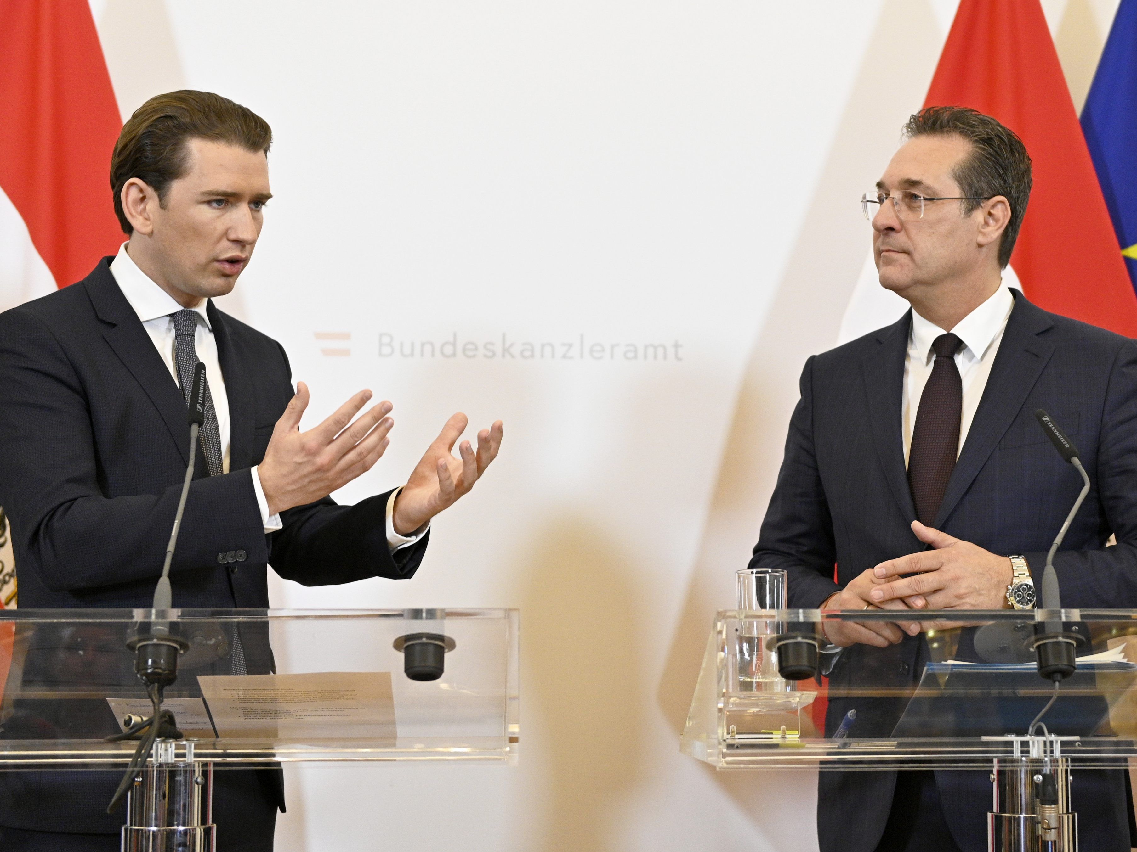 Die Abgrenzung der FPÖ zu den Identitären sei weiterhin "unglaubwürdig". Die Abgrenzung der FPÖ zu den Identitären sei weiterhin "unglaubwürdig".