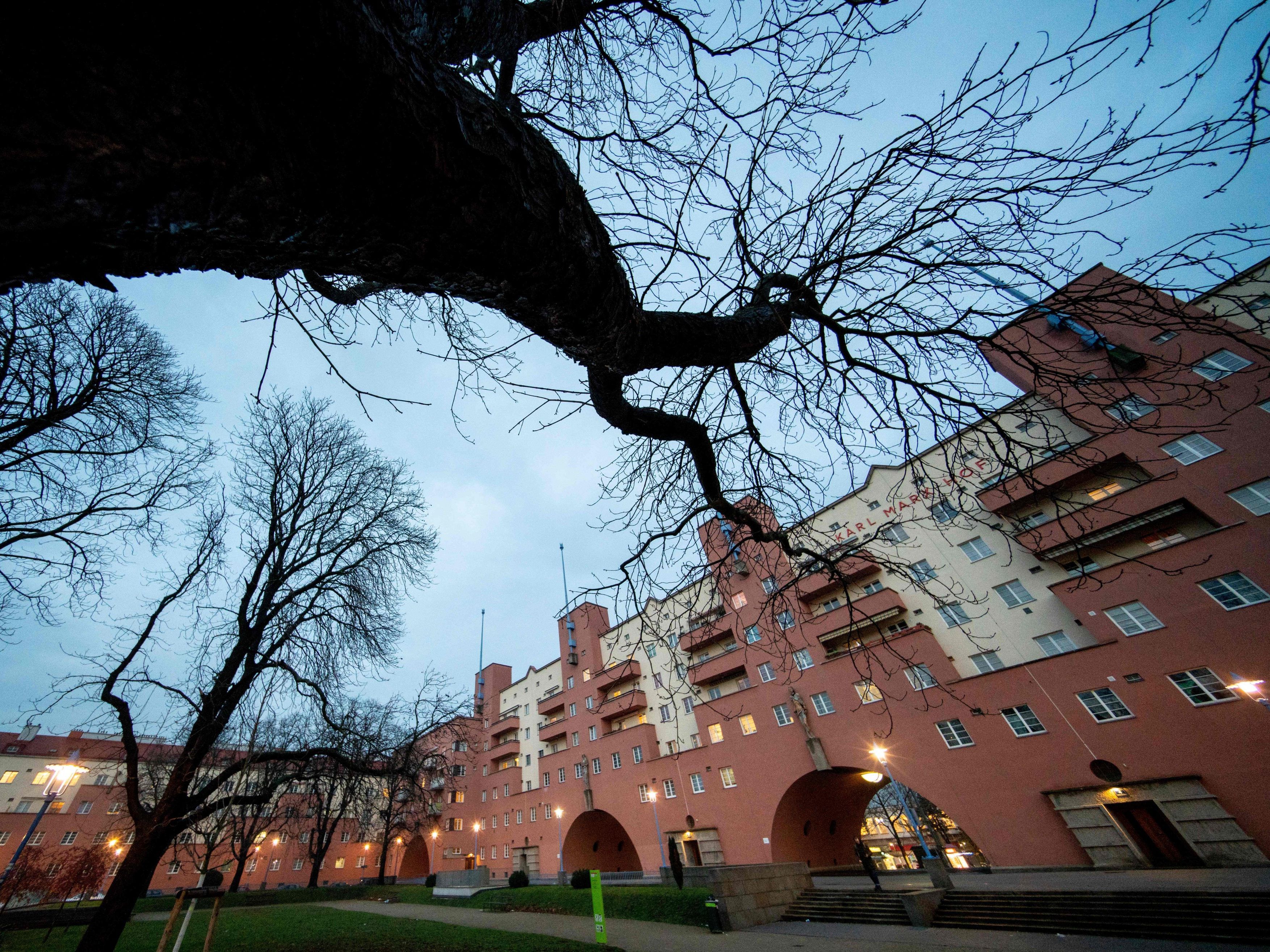 Der Karl-Marx-Hof zählt zu den bekanntesten Wiener Gemeindebauten.