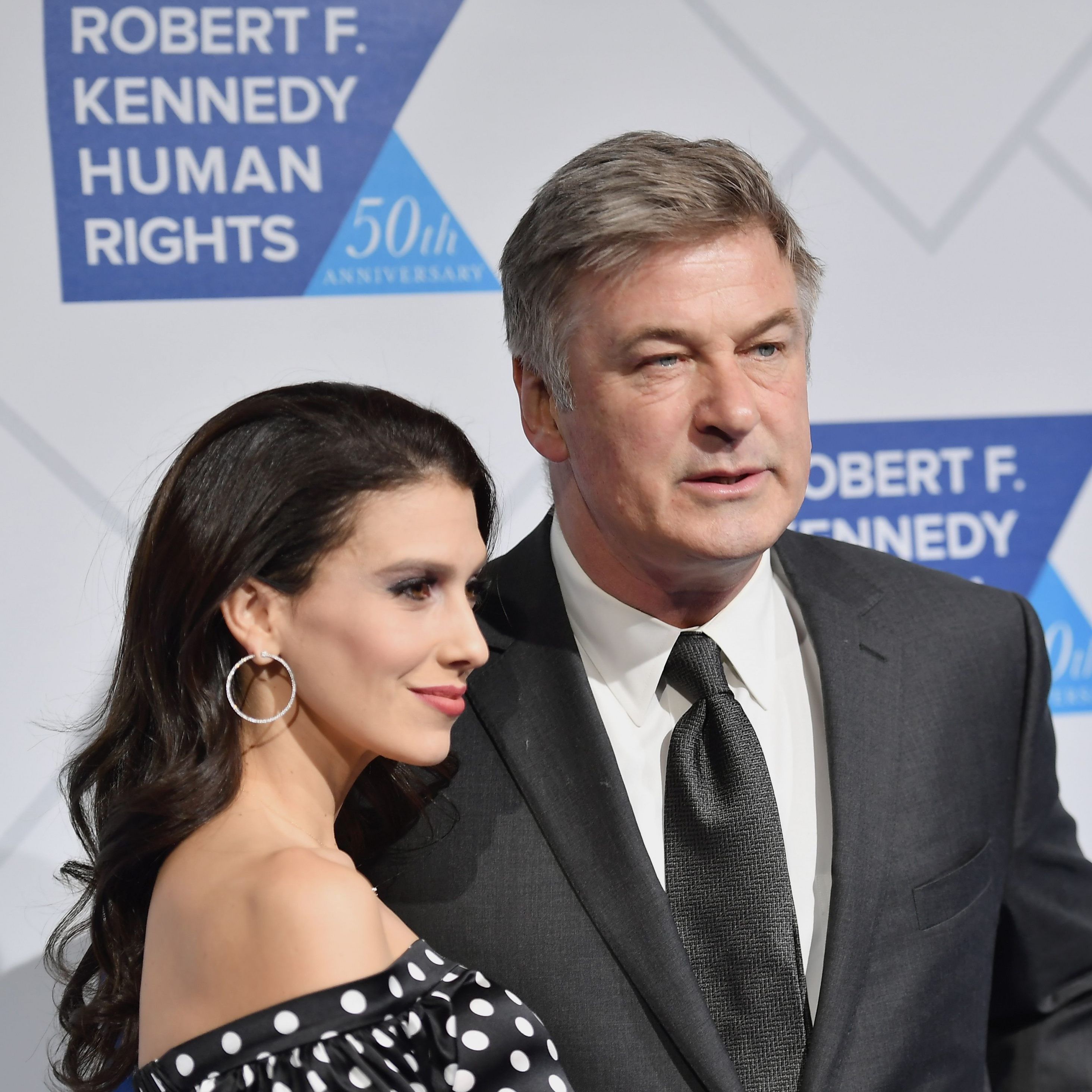 Alex Baldwins Ehefrau Hilaria erlitt eine Fehlgeburt und ließ es alle wissen.