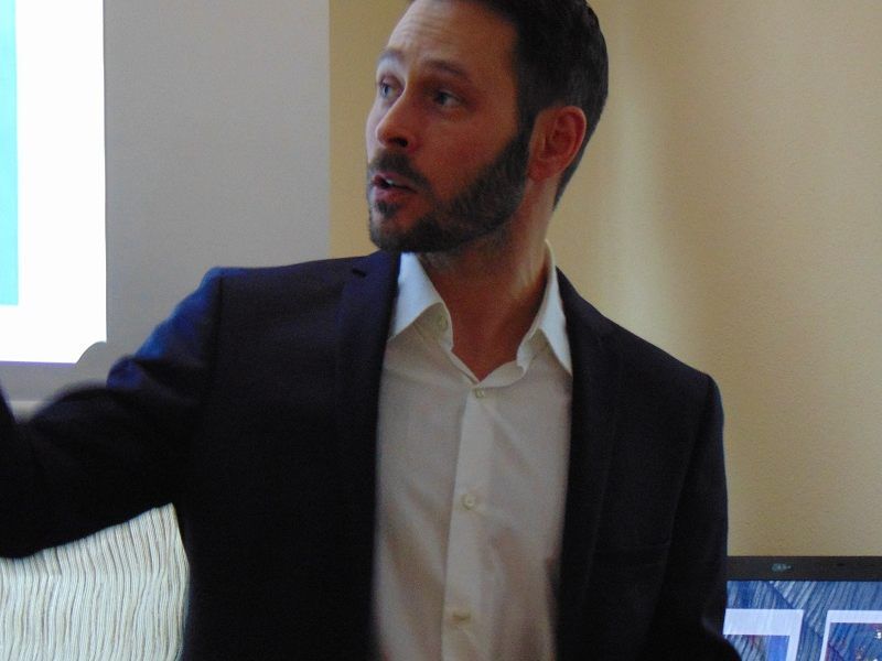 PVÖ-Monatstreff: Vortrag von Augenarzt Dr. Amir Nassri PVÖ-Monatstreff: Vortrag von Augenarzt Dr. Amir Nassri