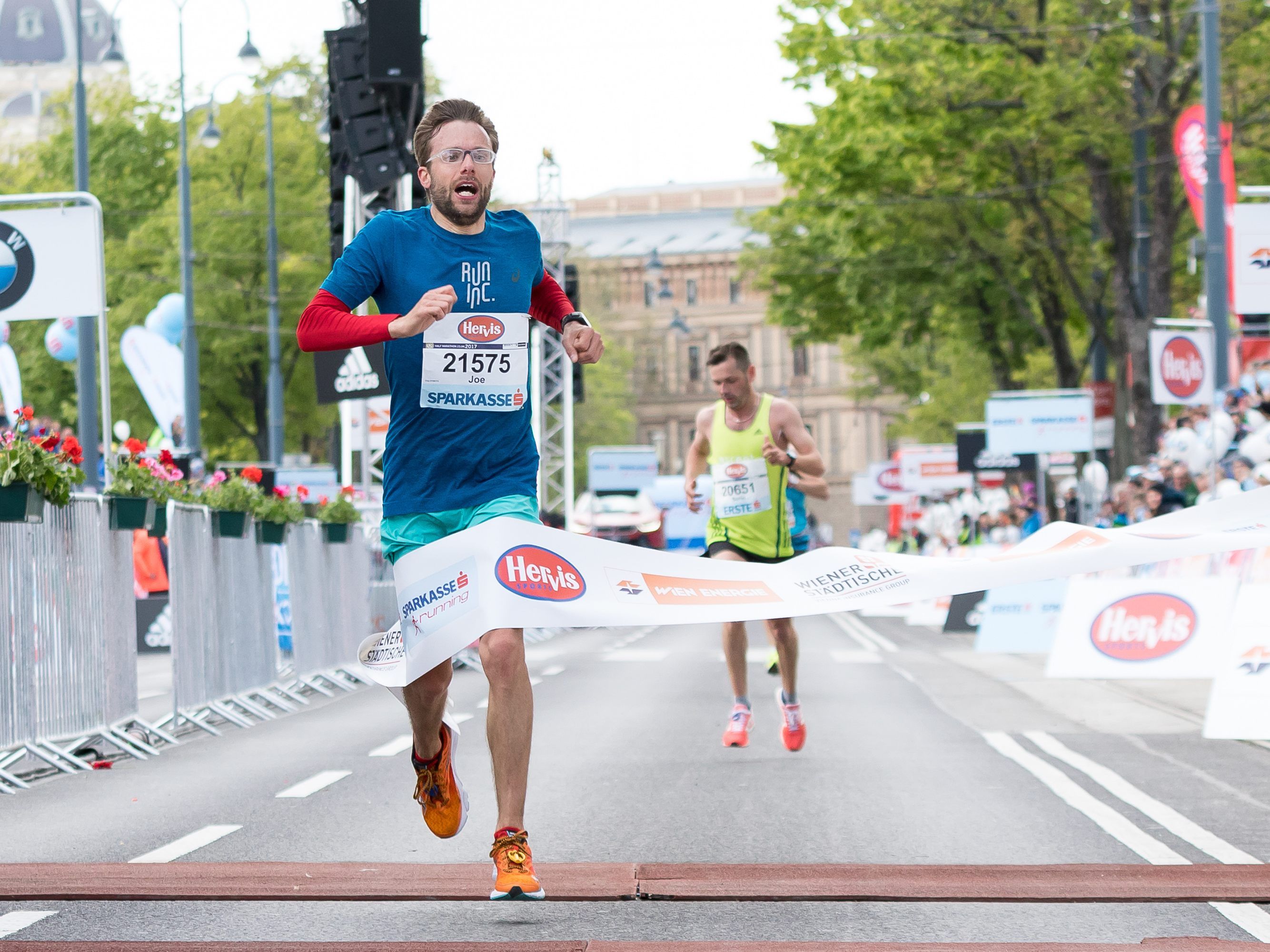Der Halbmarathon sorgt für Straßensperren und Umleitungen. Der Halbmarathon sorgt für Straßensperren und Umleitungen.