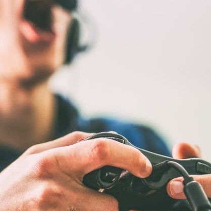 Welche Internet-Technologie bietet sich für Online-Spiele an?