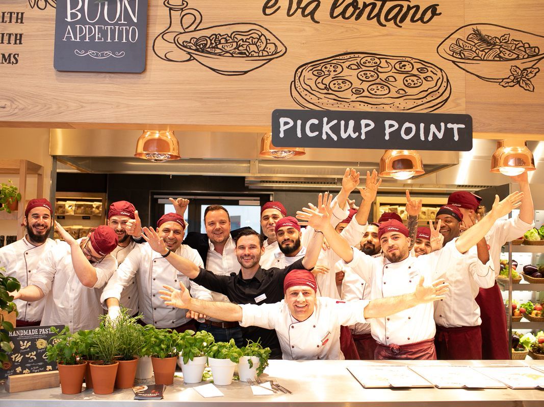Das Vapiano am Wiener Hauptbahnhof öffnete am Donnerstag seine Tore. Das Vapiano am Wiener Hauptbahnhof öffnete am Donnerstag seine Tore.