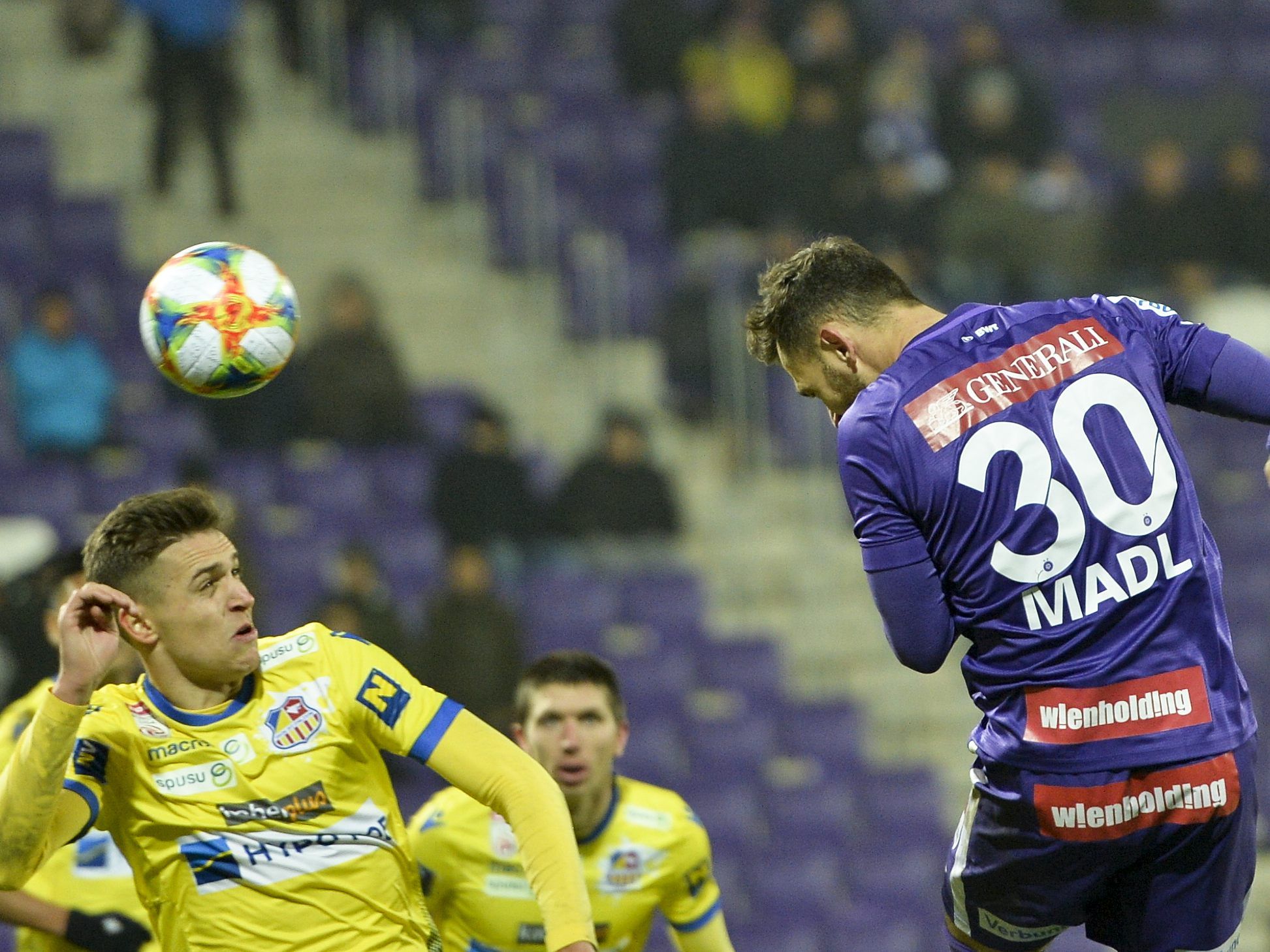 Wir berichten ab 19.00 Uhr live vom Spiel Austria Wien gegen SKN St. Pölten im Ticker. Wir berichten ab 19.00 Uhr live vom Spiel Austria Wien gegen SKN St. Pölten im Ticker.
