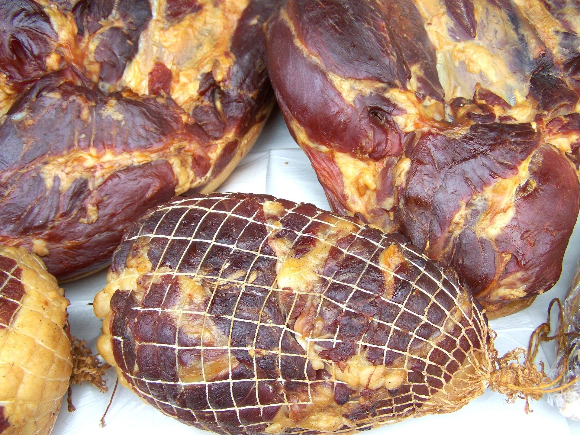 Der WWF mahnt zu mehr Achtsamkeit beim Osterschinken.