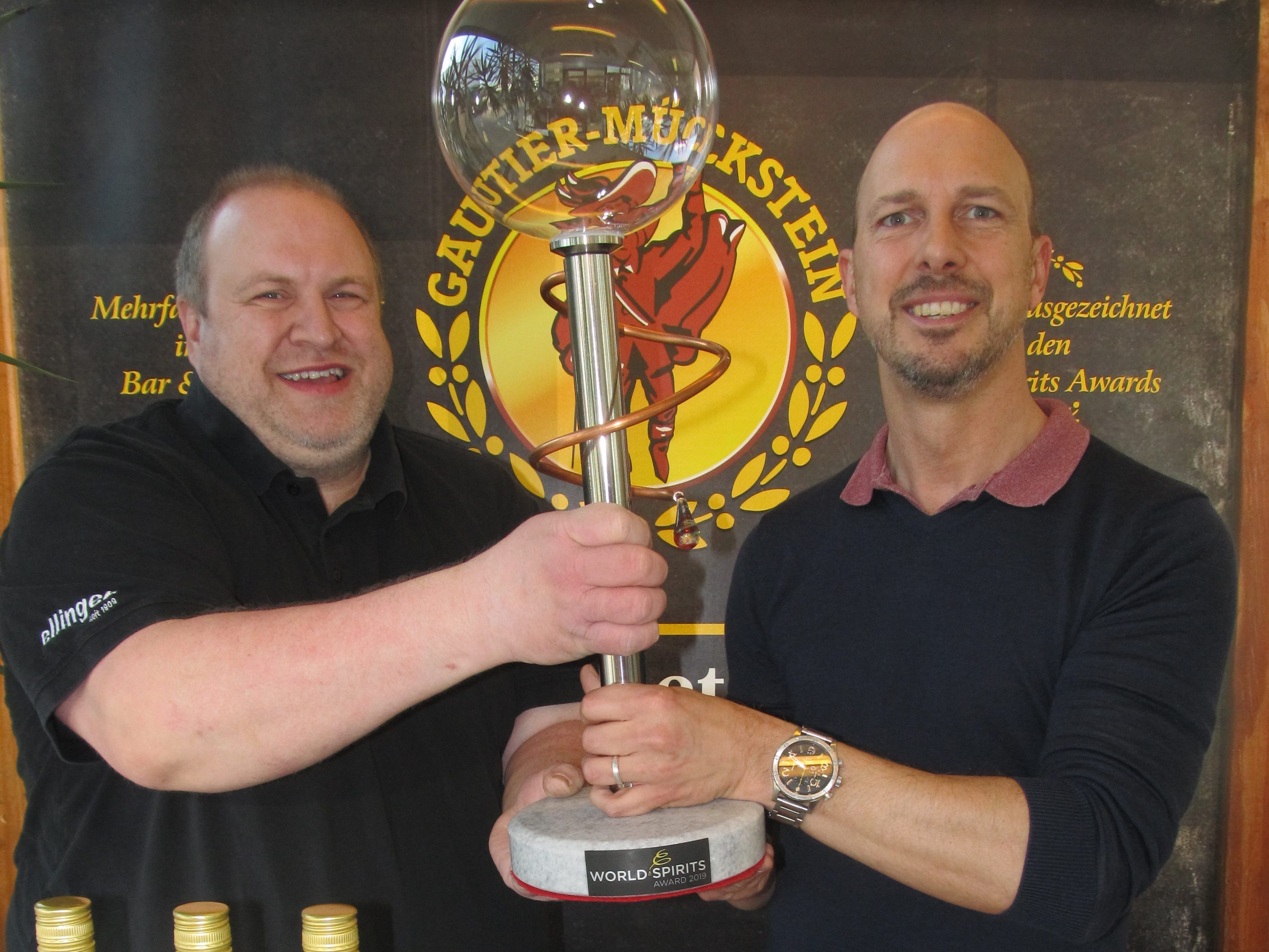 Richard Stickler und Florian Mückstein dürfen sich Likörweltmeister nennen. Richard Stickler und Florian Mückstein dürfen sich Likörweltmeister nennen.