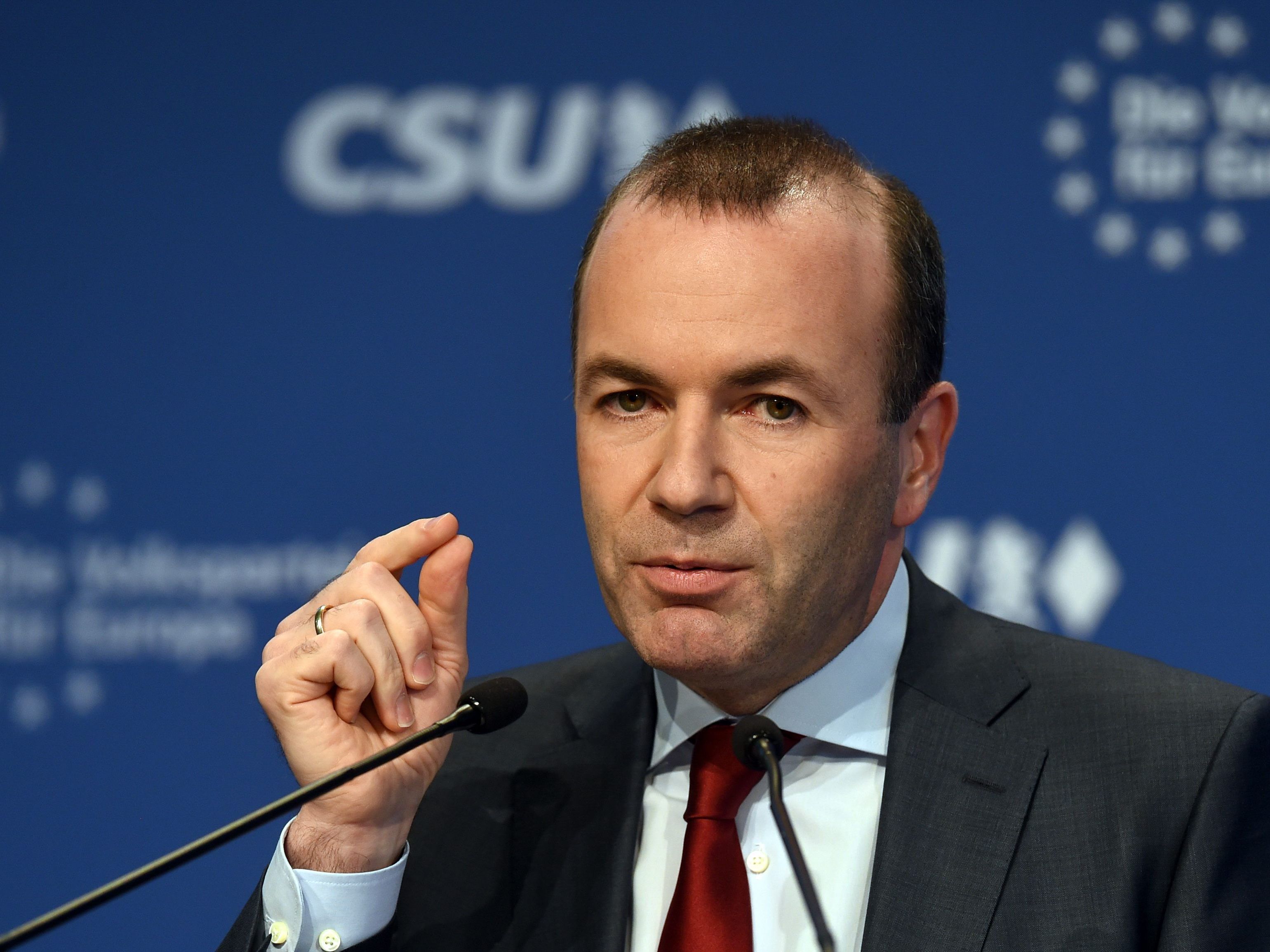 Manfred Weber war für ein EU-Wahl-Clubbing in Wien.