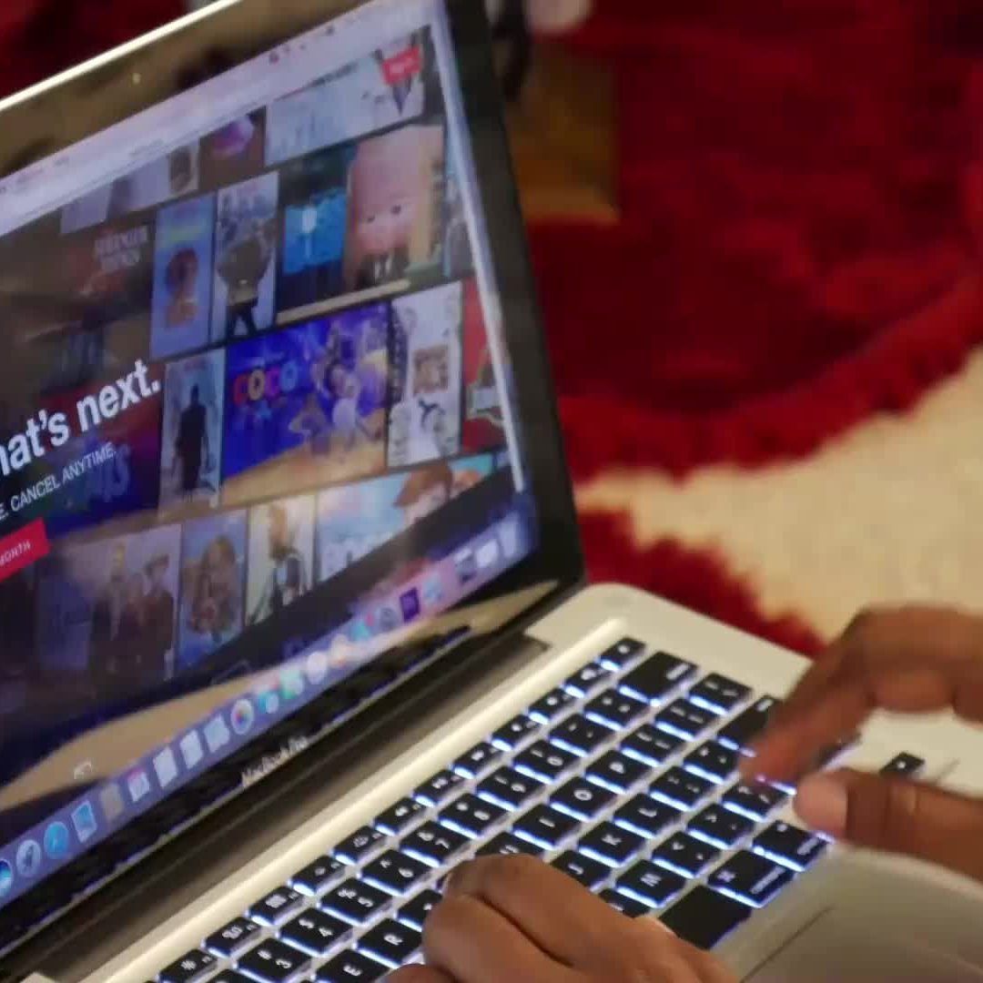 Die Preise für Netflix ziehen in Deutschland und Österreich an.