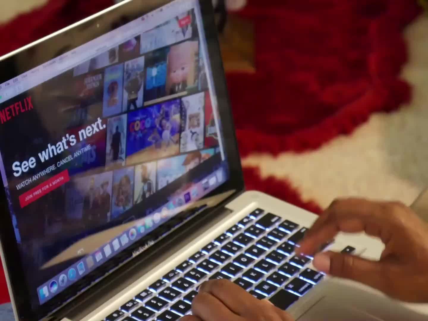 Die Preise für Netflix ziehen in Deutschland und Österreich an. Die Preise für Netflix ziehen in Deutschland und Österreich an.