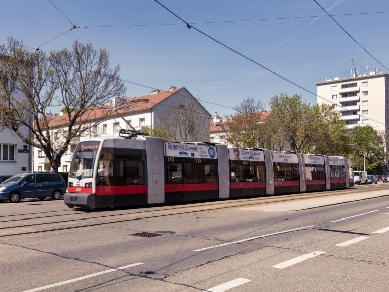 Der 15-Jährige erlitt bei dem Bim-Unfall in Wien-Floridsdorf schwere Kopfverletzungen.