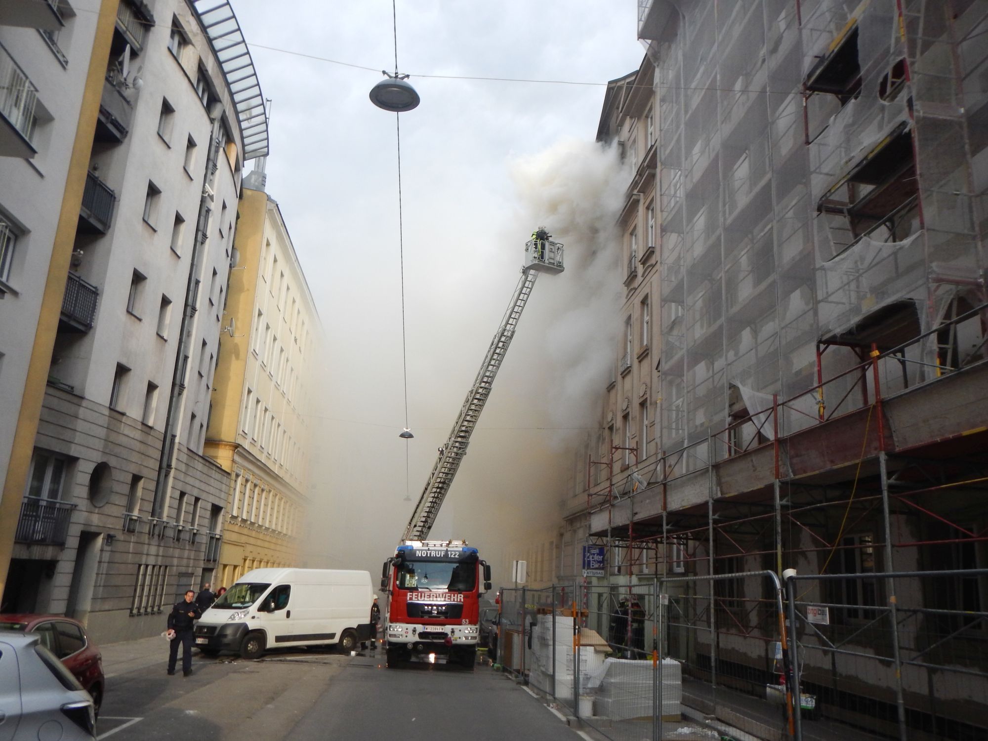 In einem Wohnhaus in Wien-Favoriten brach Feuer aus