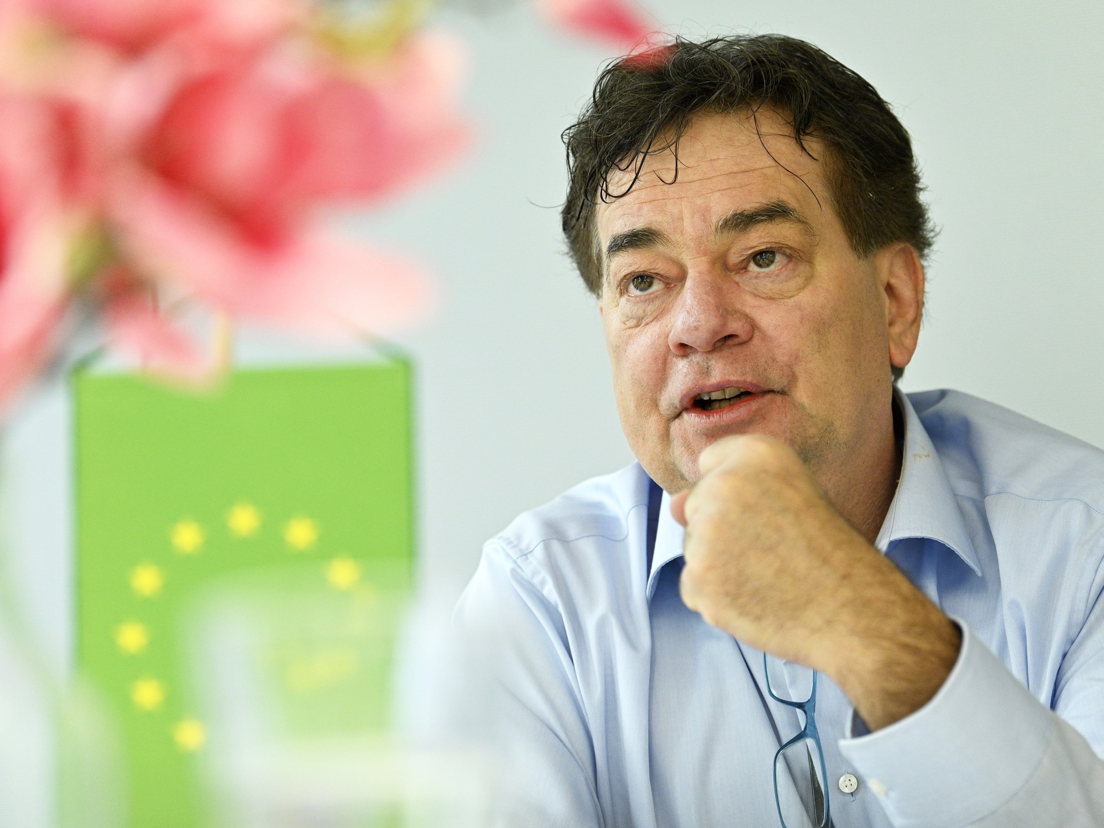 Werner Kogler ist Spitzenkandidat der Grünen im EU-Wahlkampf.