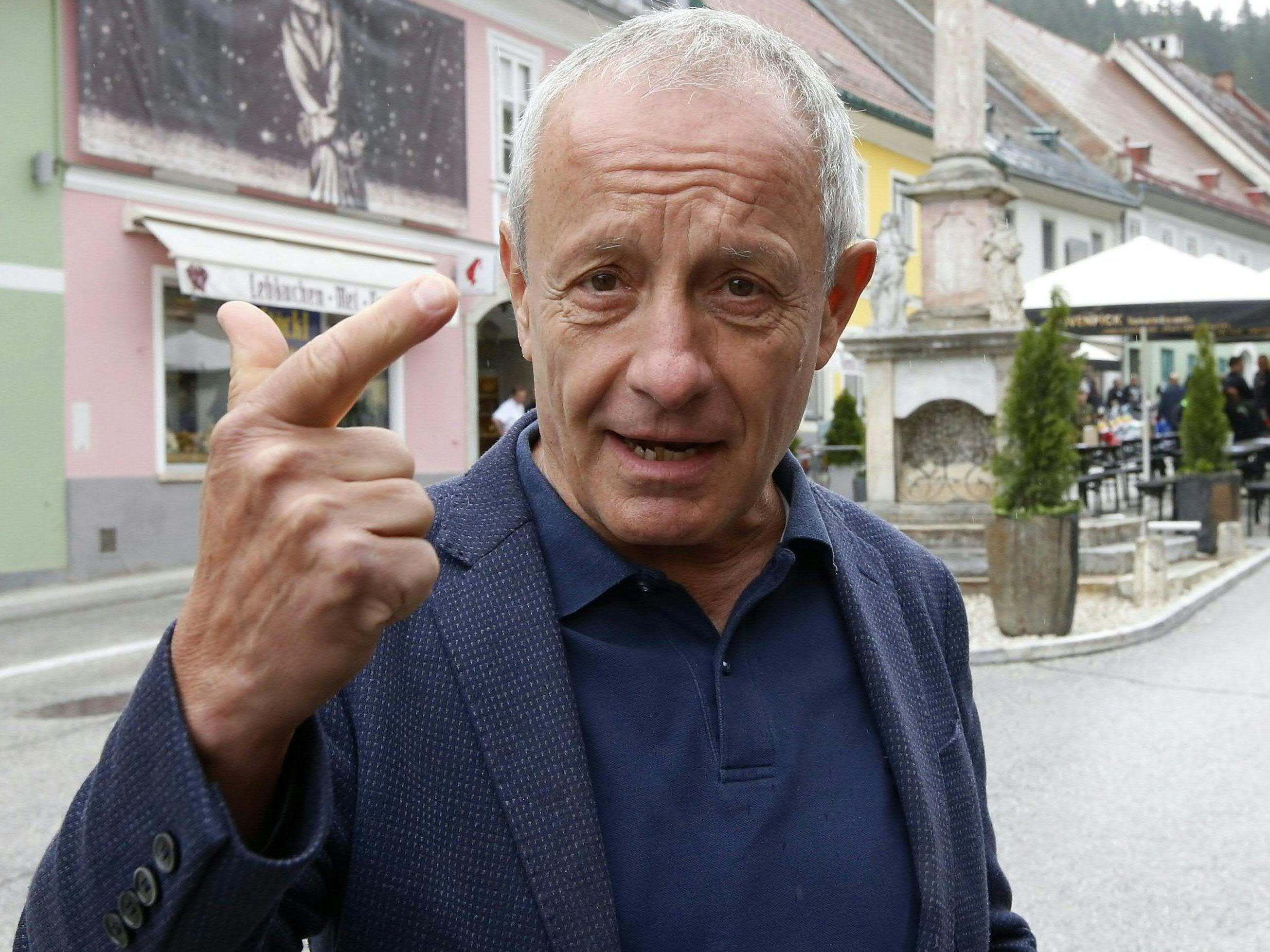 Peter Pilz wird mit JETZT einen Misstrauensantrag gegen Bundeskanzler Kurz einbringen. Peter Pilz wird mit JETZT einen Misstrauensantrag gegen Bundeskanzler Kurz einbringen.