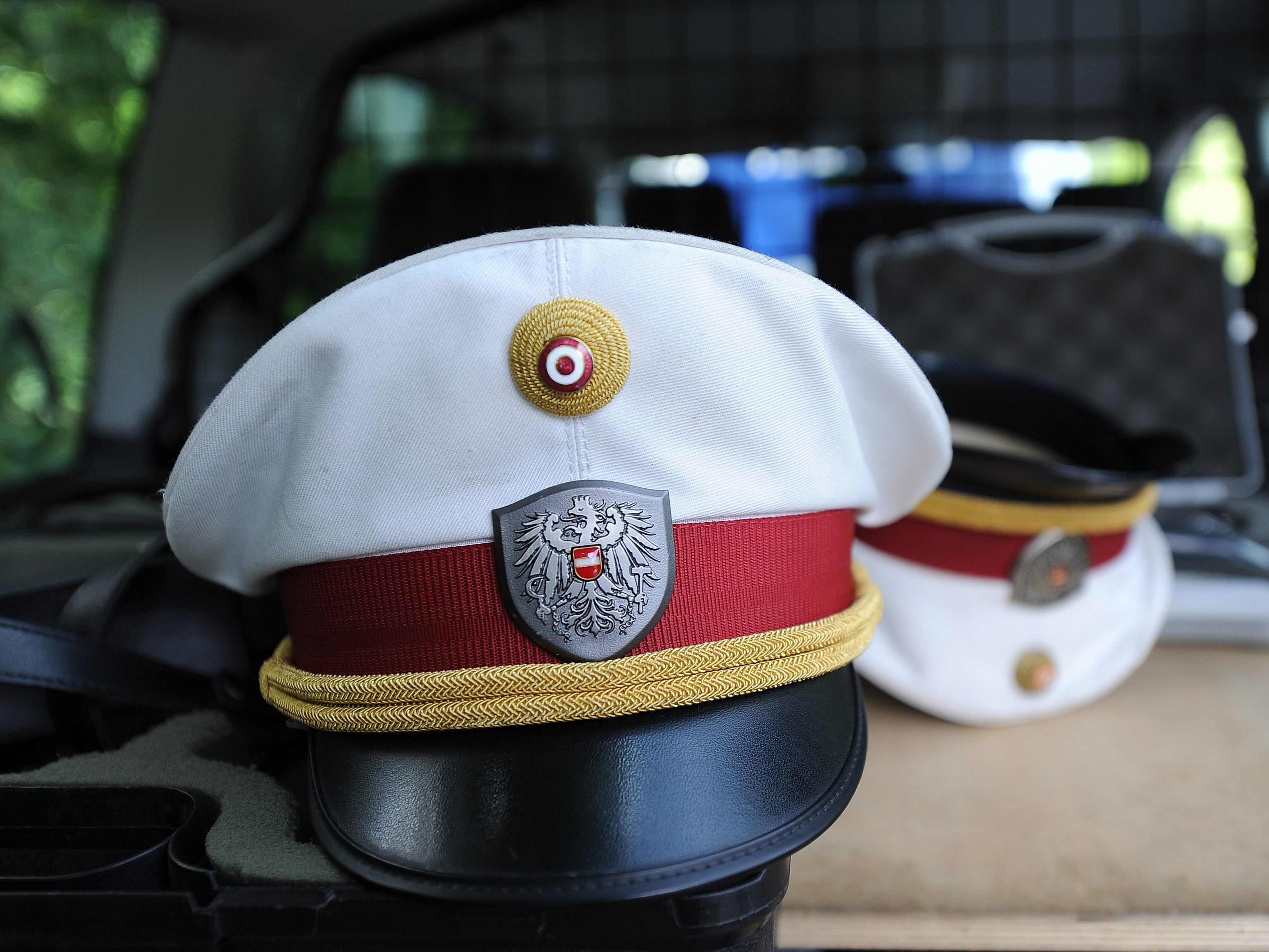 Die Polizei konnte fünf Burschen im Alter zwischen 14 und 15 Jahren ausforschen.