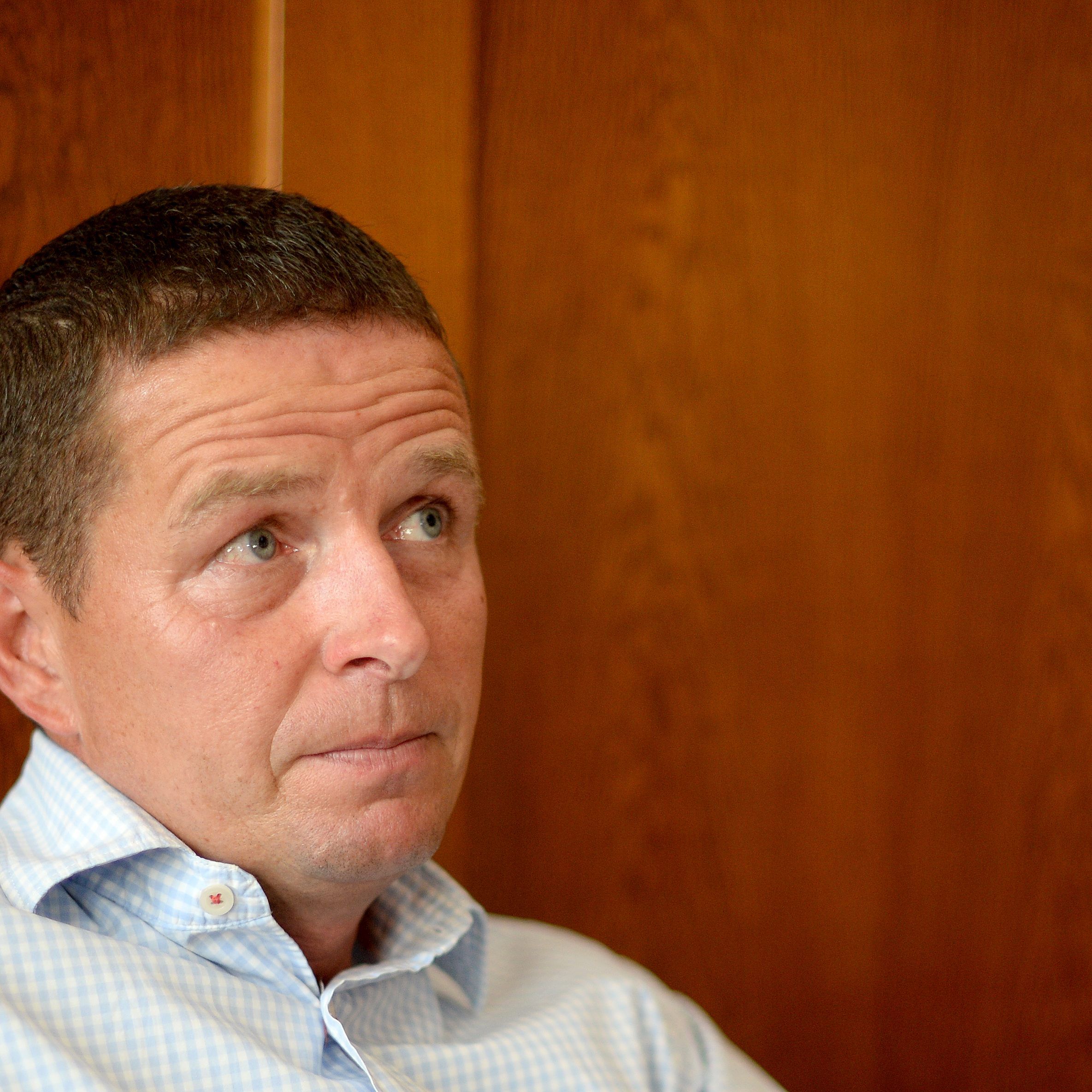 Erste Rücktrittsaufforderungen gegen den Anton Mahdalik werden laut.