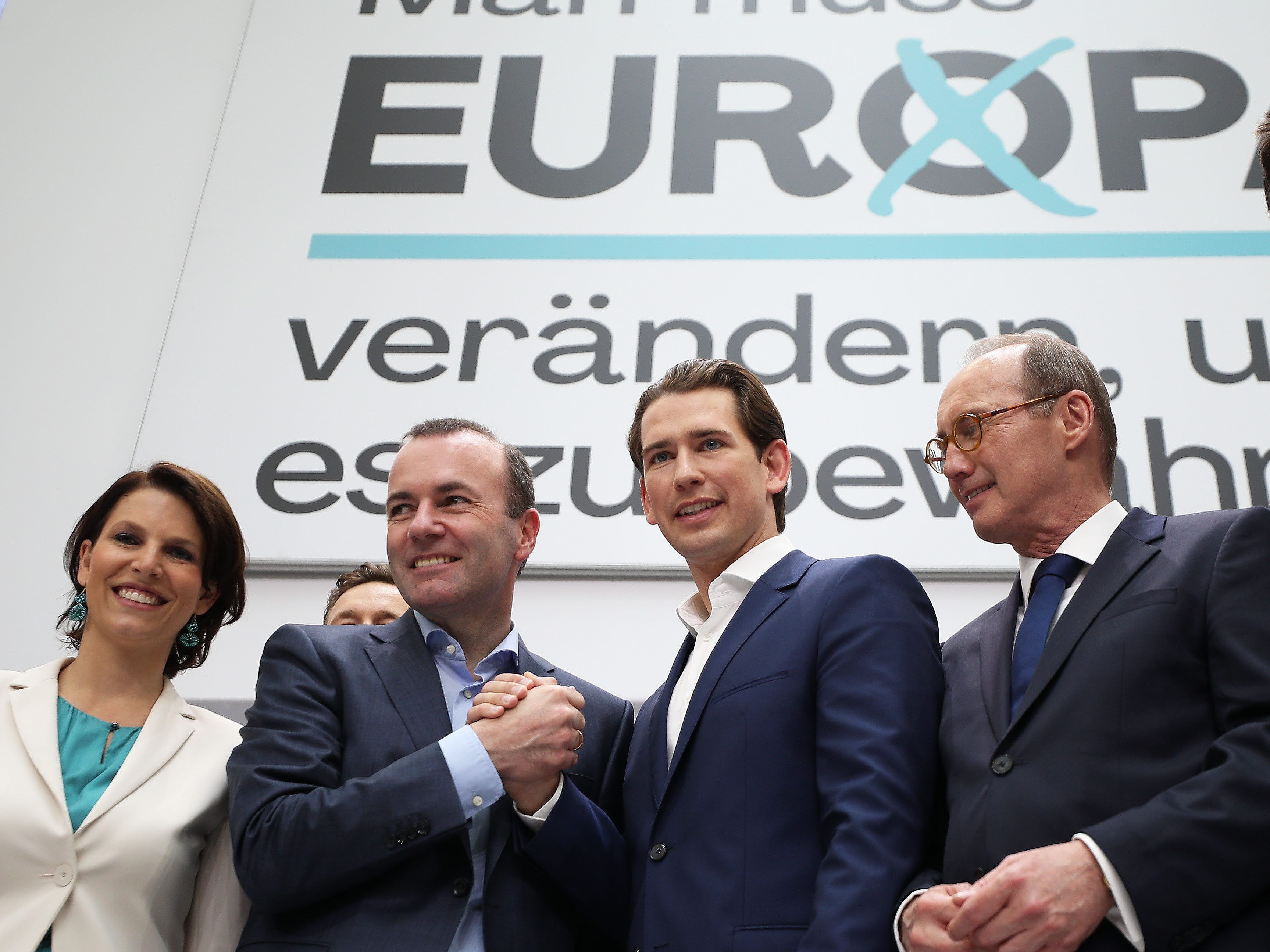 EVP-Spitzenkandidat zeigt sich positiv gegenüber Kanzler Kurz.