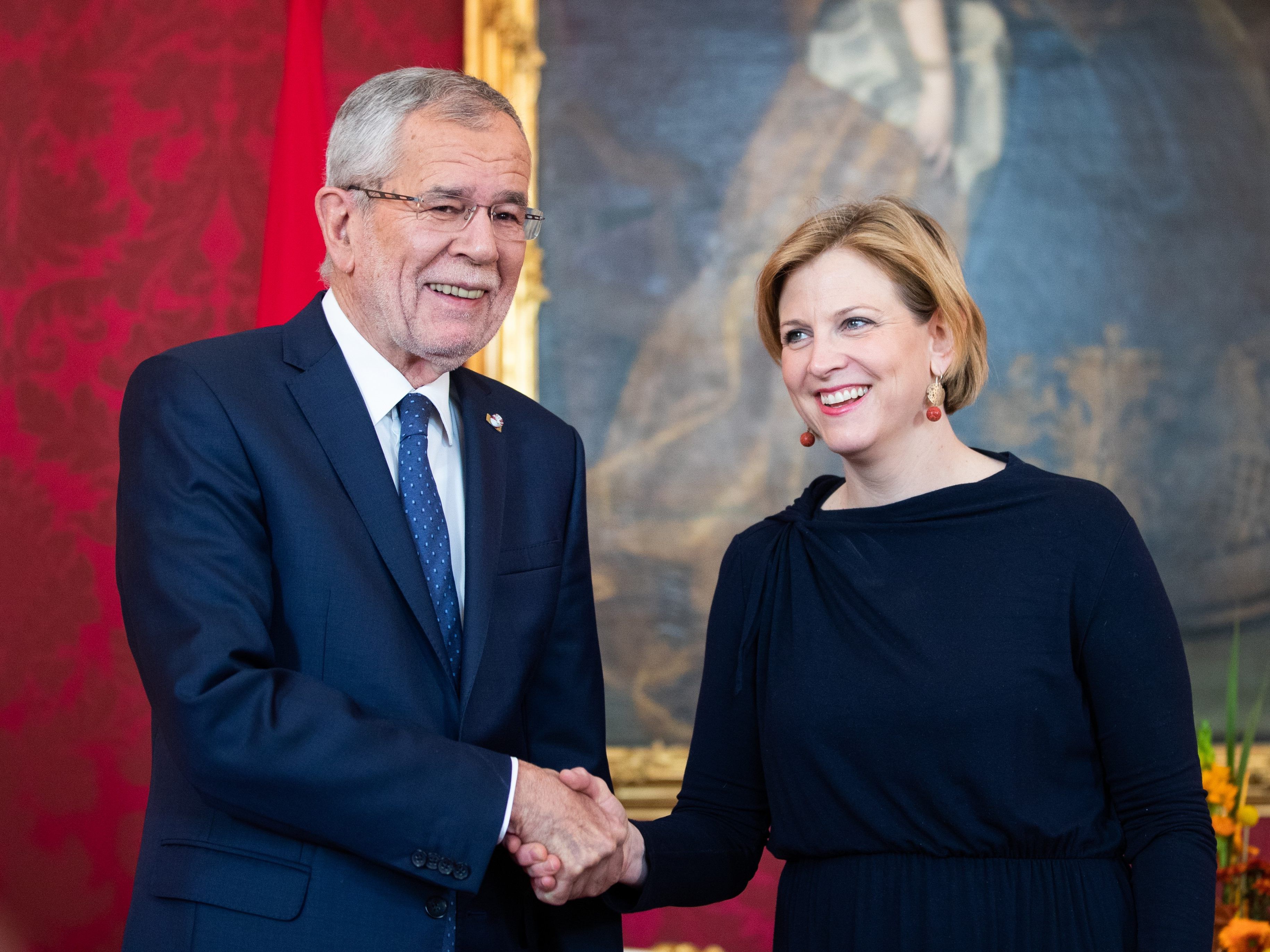 Bundespräsident Alexander Van der Bellen und Neos-Chefin Beate Meinl-Reisinger sprachen über einen etwaigen Misstrauensantrag