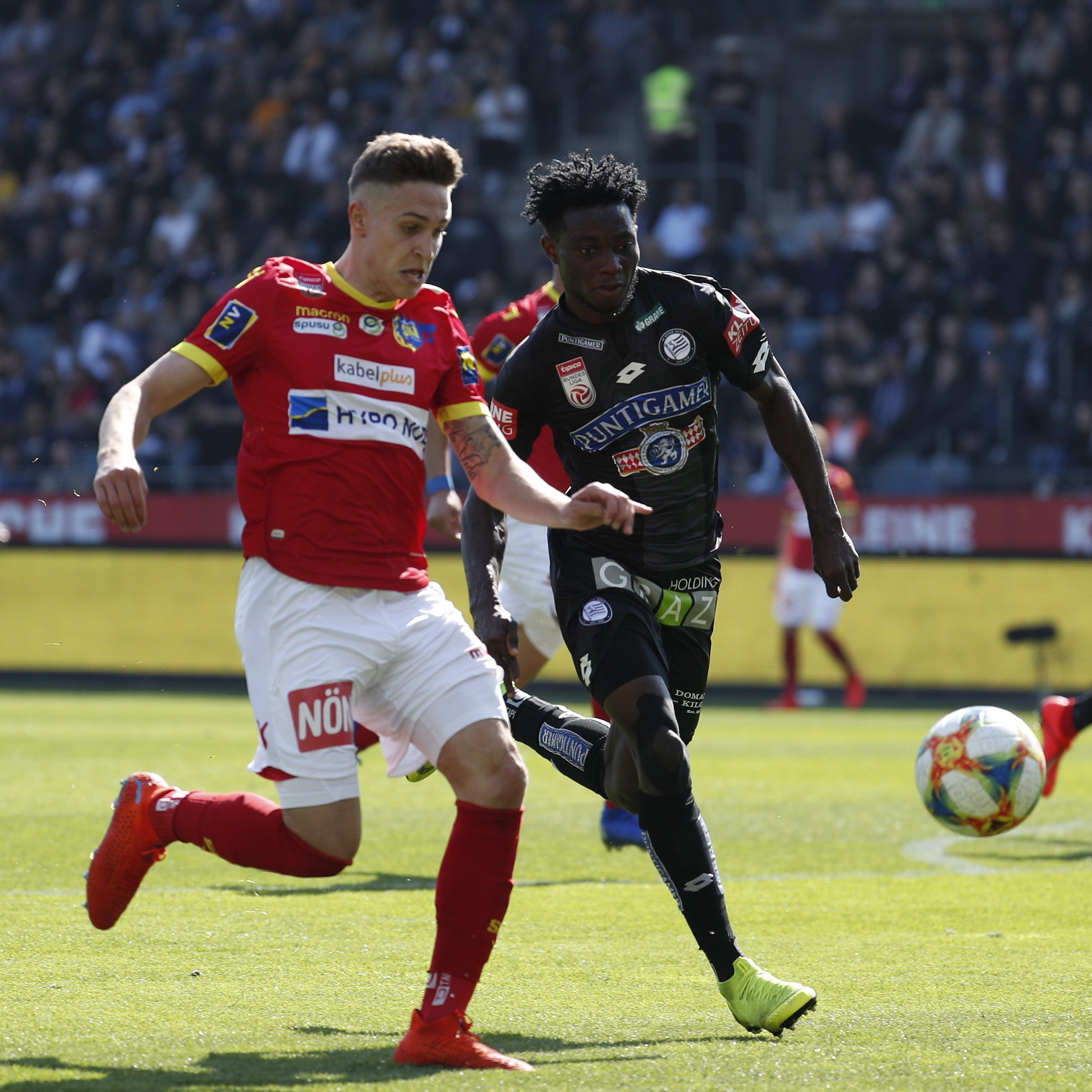 LIVE-Ticker zum Spiel SKN St. Pölten gegen Sturm Graz ab 14:30 Uhr.