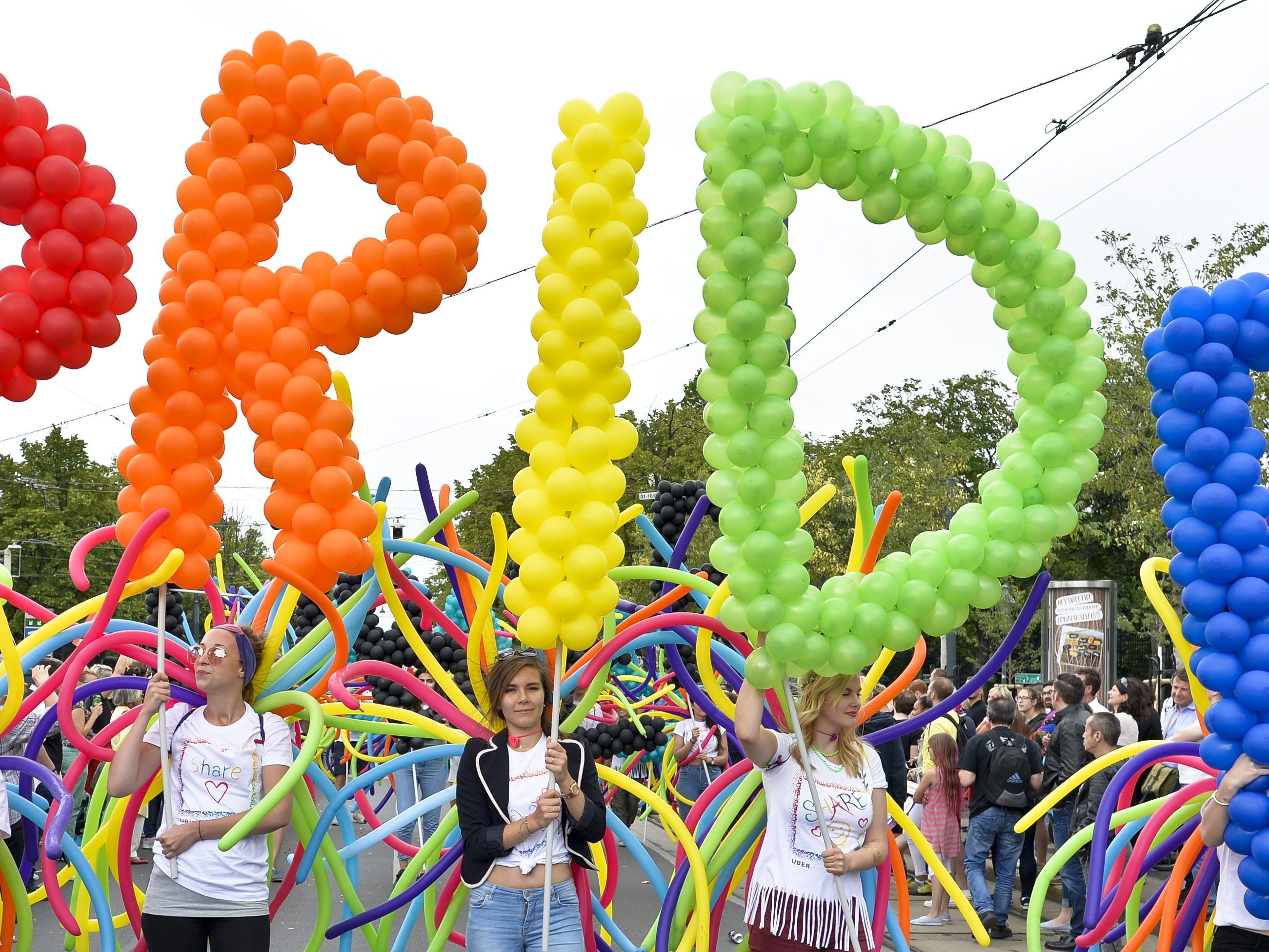 Am 1. Juni startet die EuroPride in Wien. Am 1. Juni startet die EuroPride in Wien.
