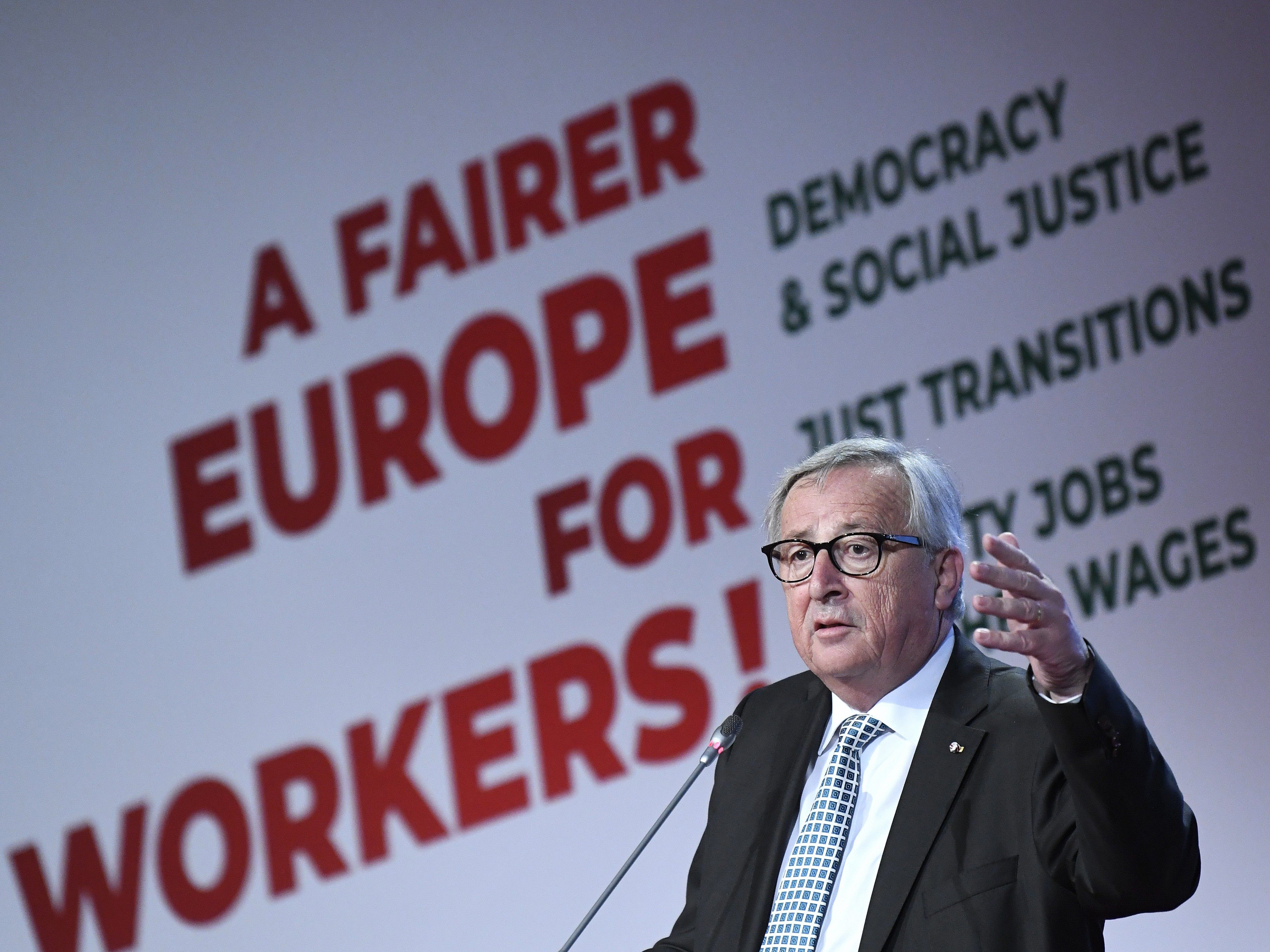 EU-Kommissionspräsident Juncker beim EGB-Kongress in Wien. EU-Kommissionspräsident Juncker beim EGB-Kongress in Wien.
