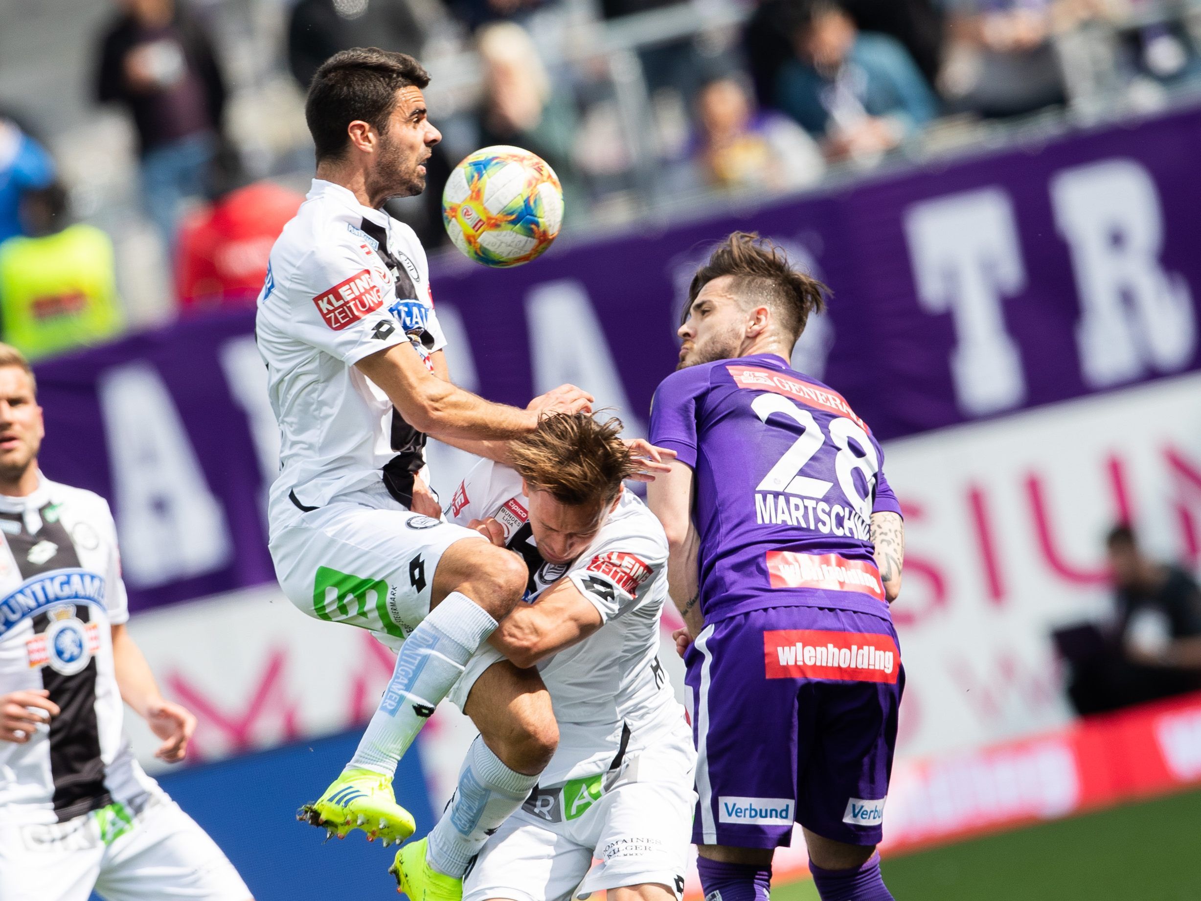 Hier sehen Sie das Match zwischen Sturm Graz und Austria Wien live.