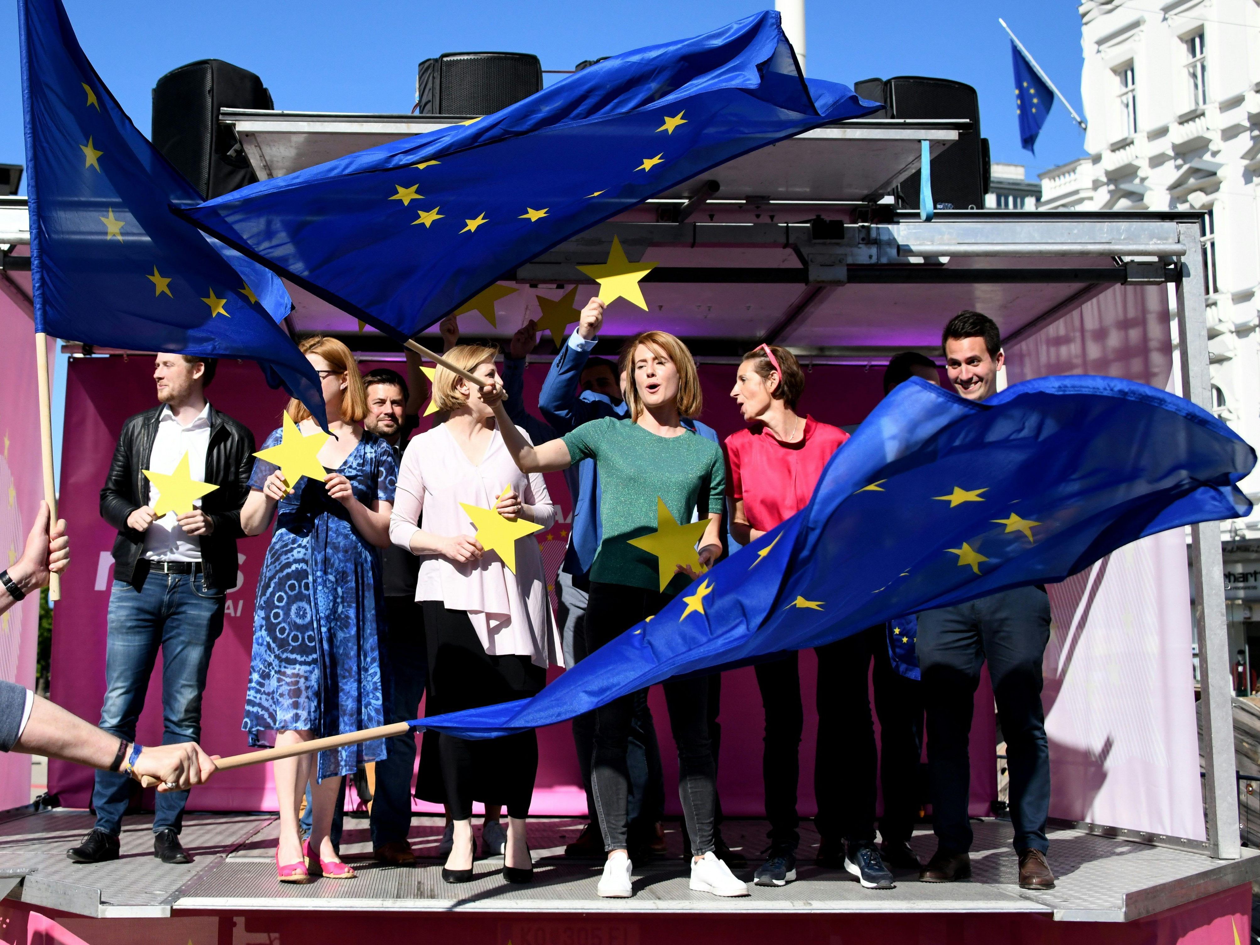 Gamon verspricht ihren Einsatz für die "Vereinigte Staaten von Europa". Gamon verspricht ihren Einsatz für die "Vereinigte Staaten von Europa".
