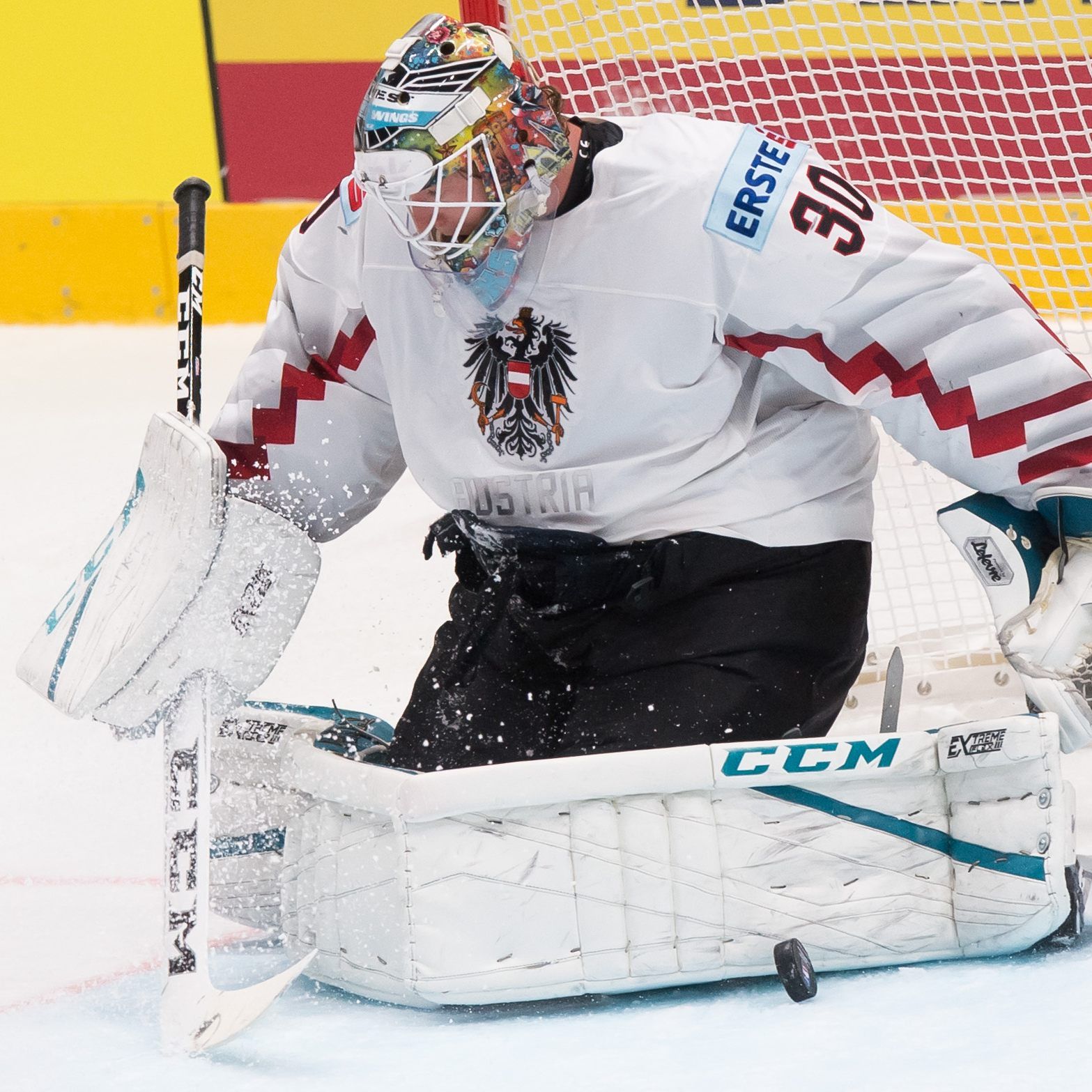 Österreichs Torhüter David Kickert zeigte gegen die Schweiz eine starke Leistung.